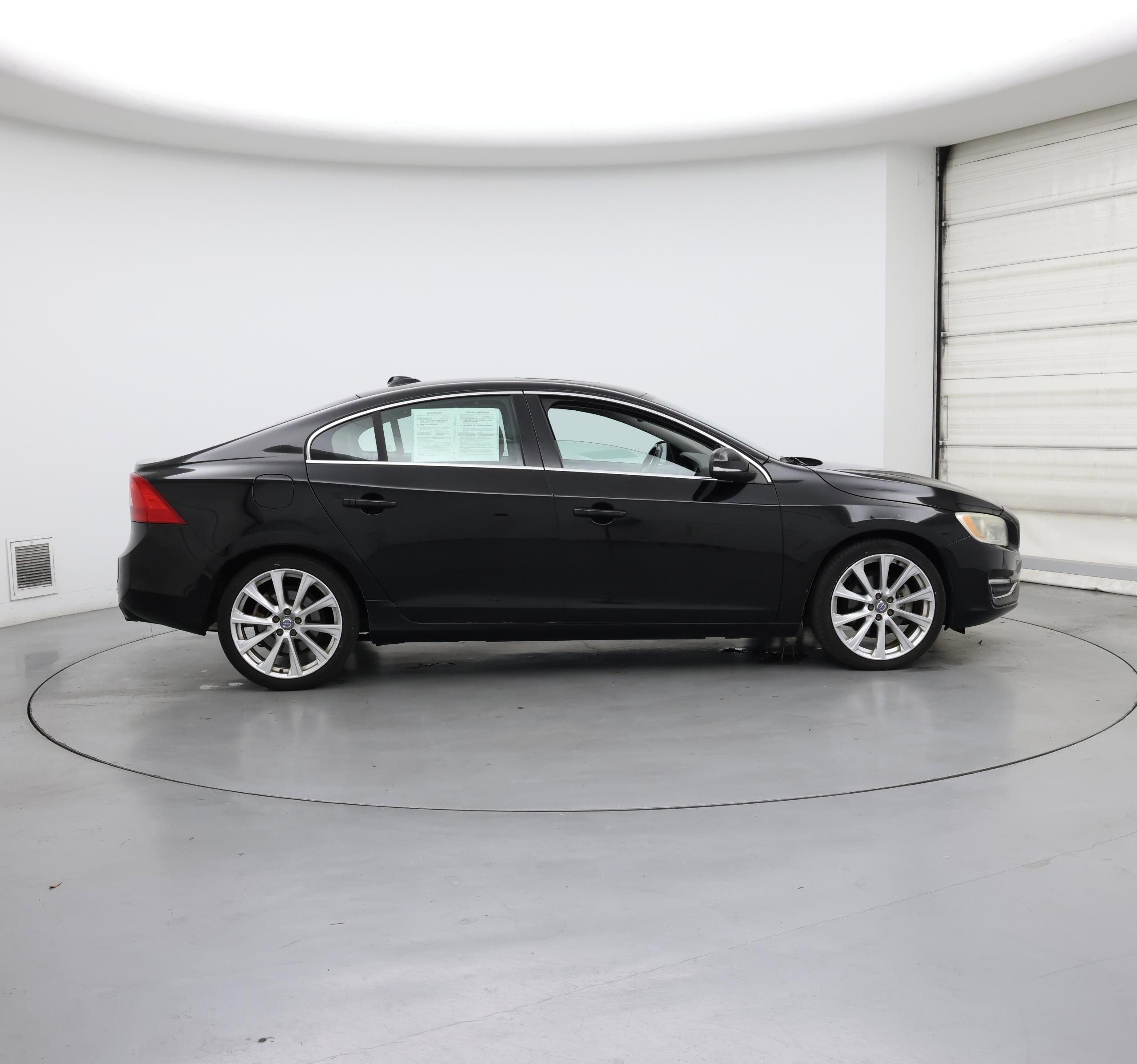 Thumbnail: 2016 Volvo S60 - 7