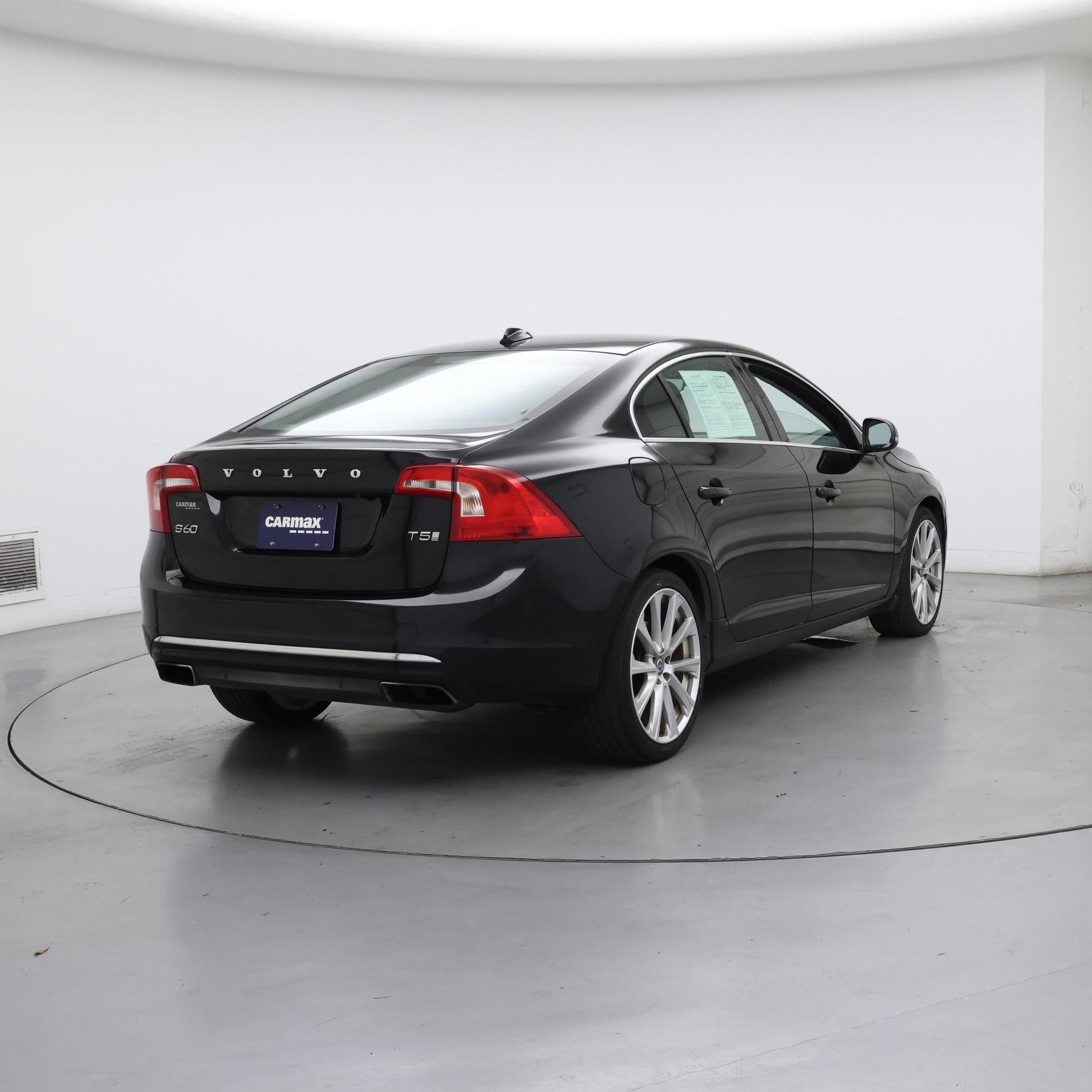 Thumbnail: 2016 Volvo S60 - 8