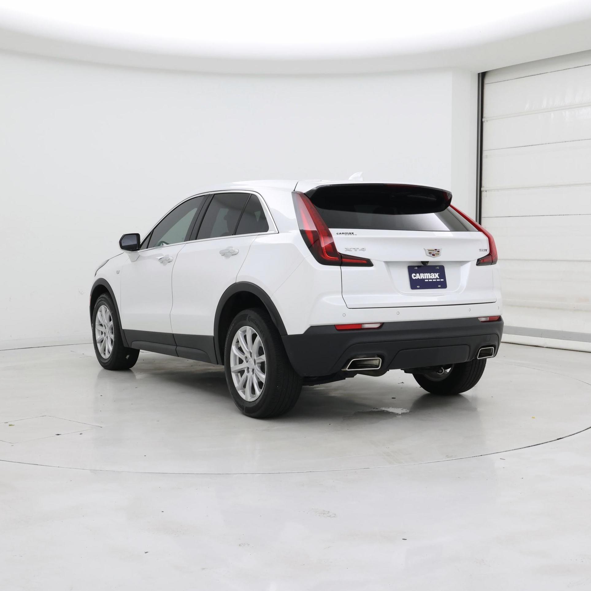 Thumbnail: 2023 Cadillac XT4 - 2