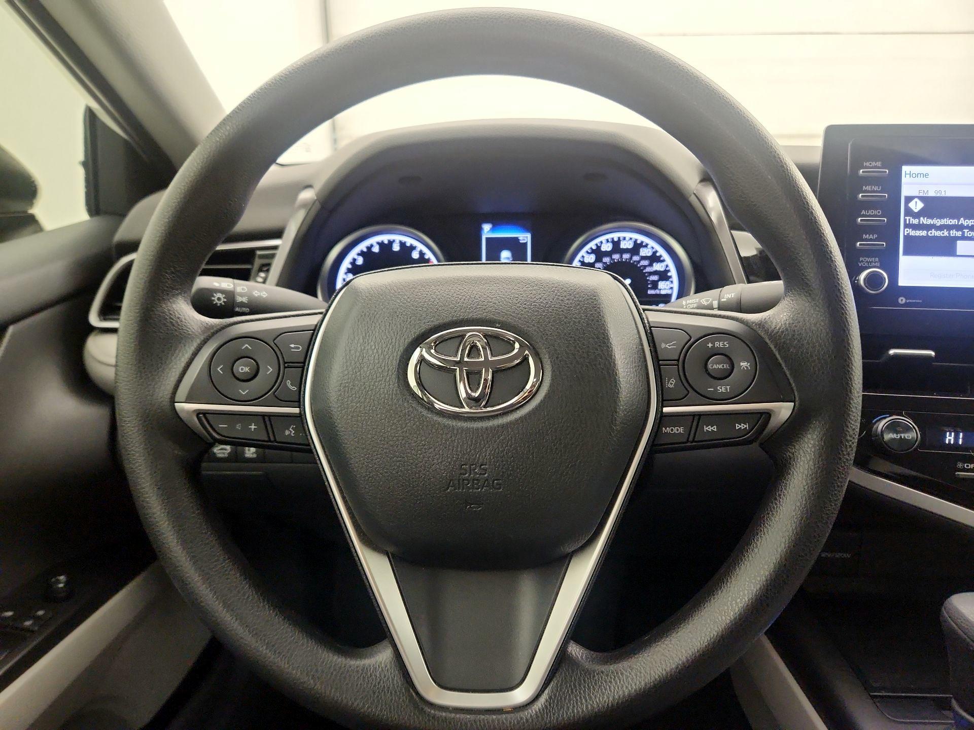 Thumbnail: 2023 Toyota Camry - 10