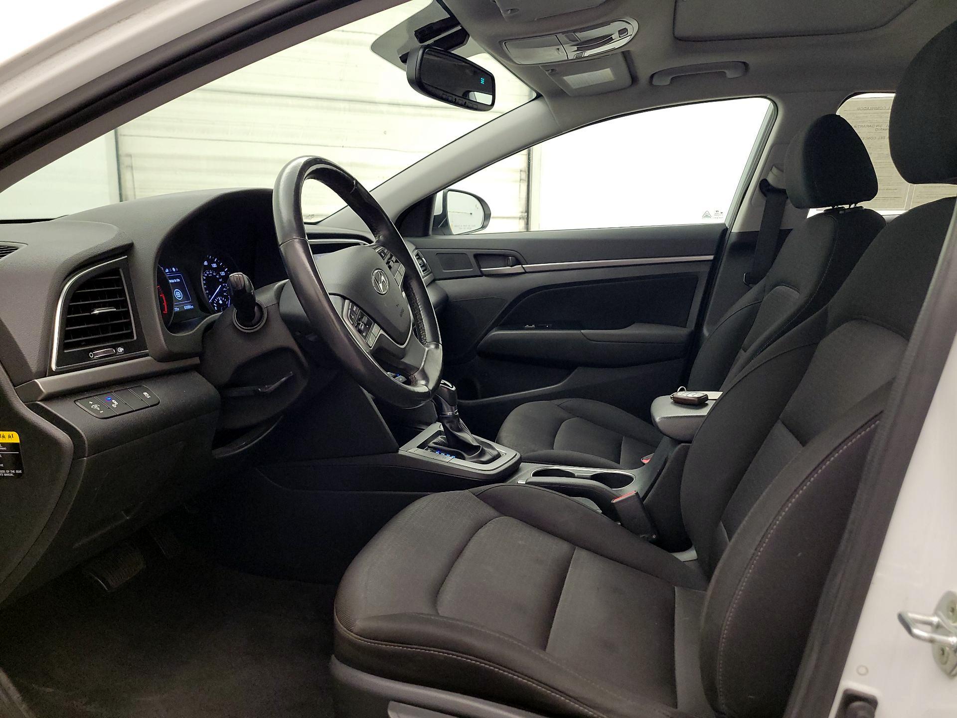 Thumbnail: 2018 Hyundai Elantra - 11