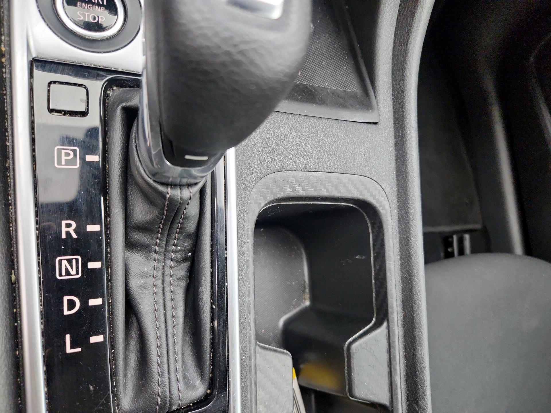 Thumbnail: 2021 Nissan Sentra - 17