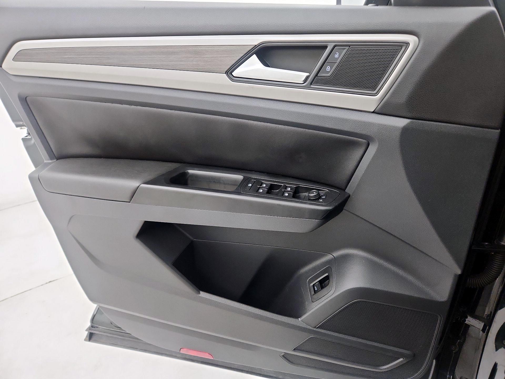 Thumbnail: 2021 Volkswagen Atlas - 12