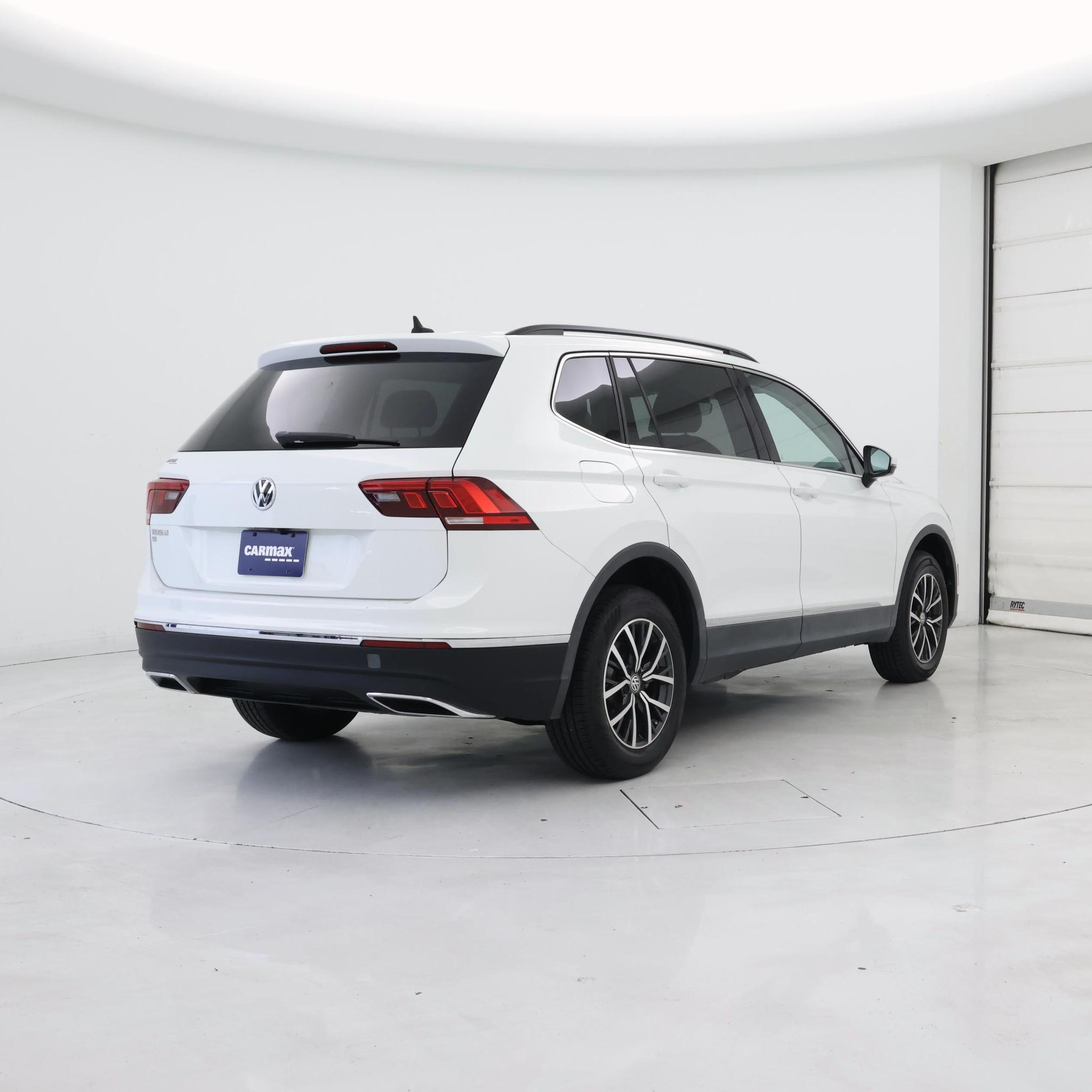 Thumbnail: 2020 Volkswagen Tiguan - 8