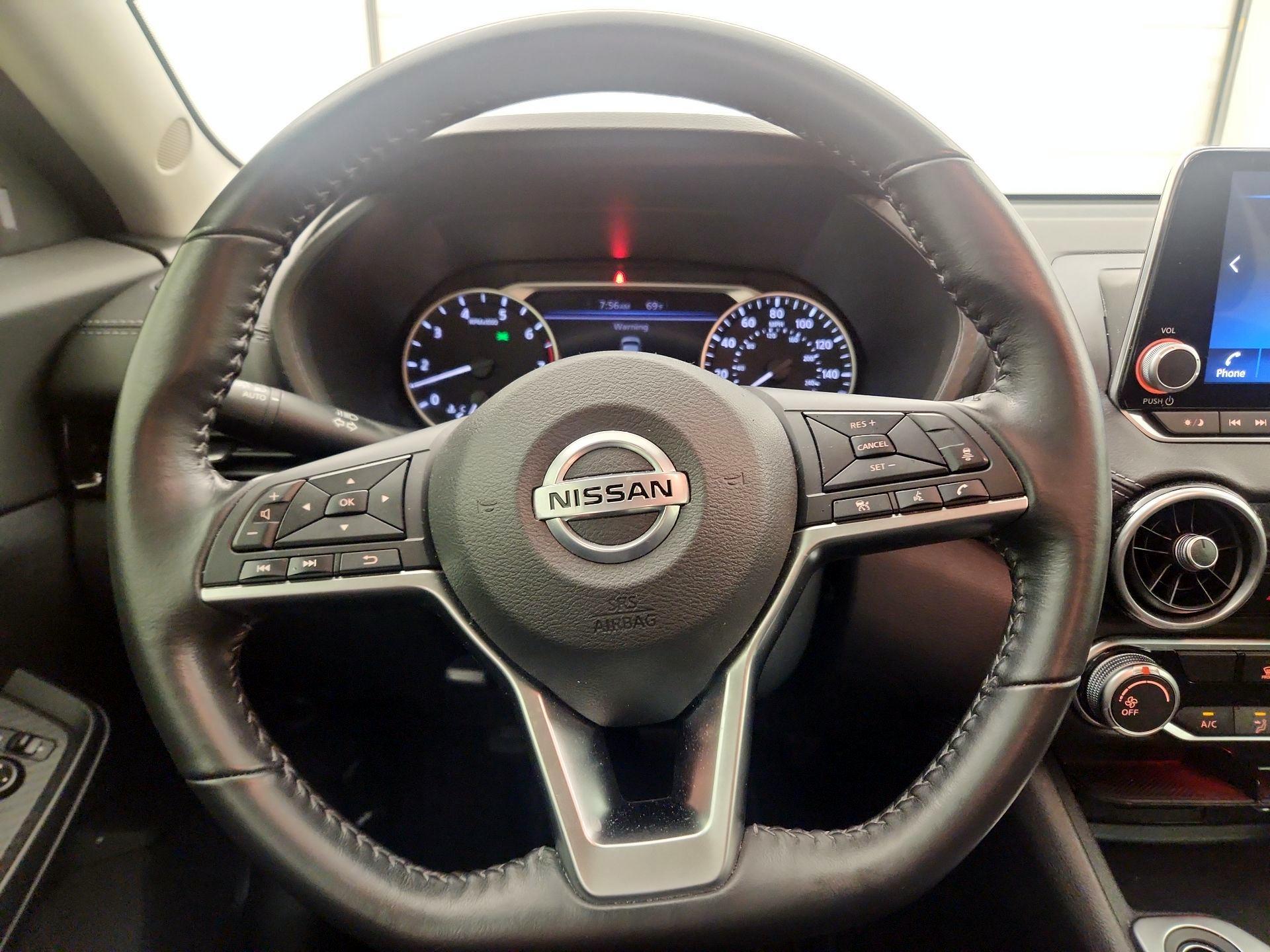 Thumbnail: 2022 Nissan Sentra - 10