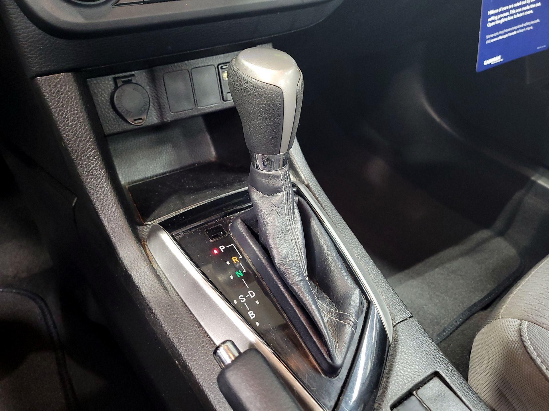 Thumbnail: 2016 Toyota Corolla - 17