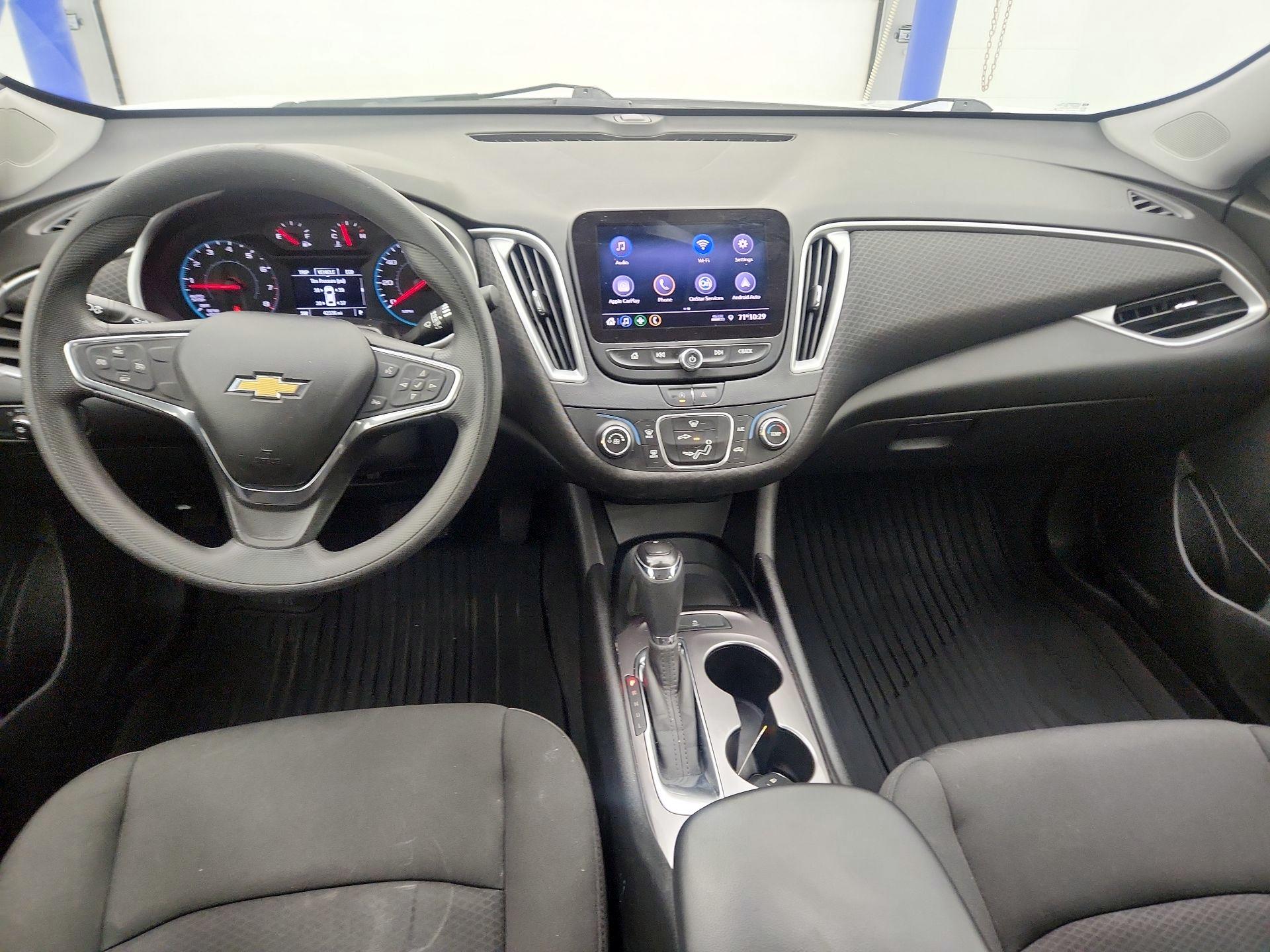Thumbnail: 2020 Chevrolet Malibu - 9