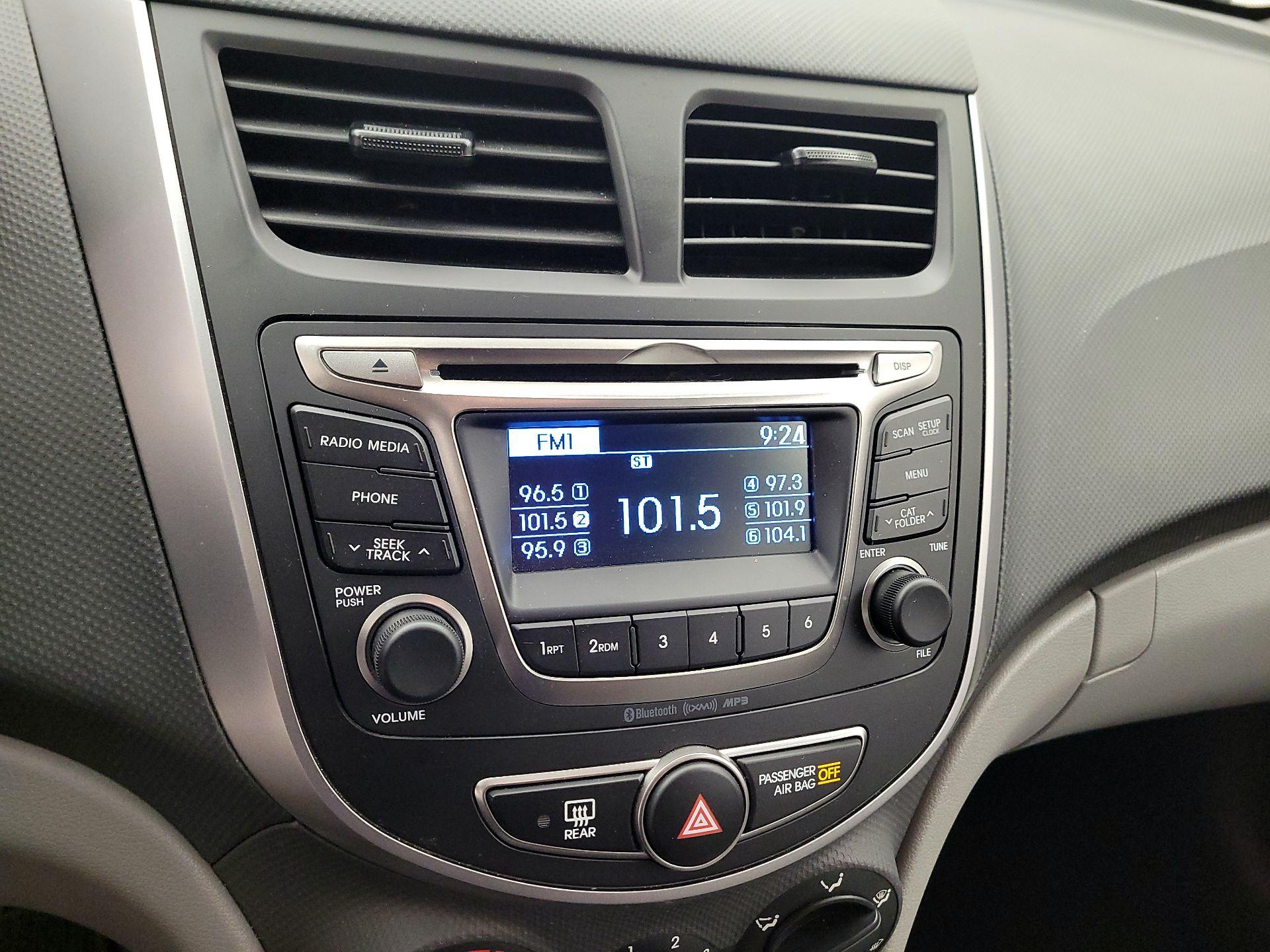Thumbnail: 2017 Hyundai Accent - 13