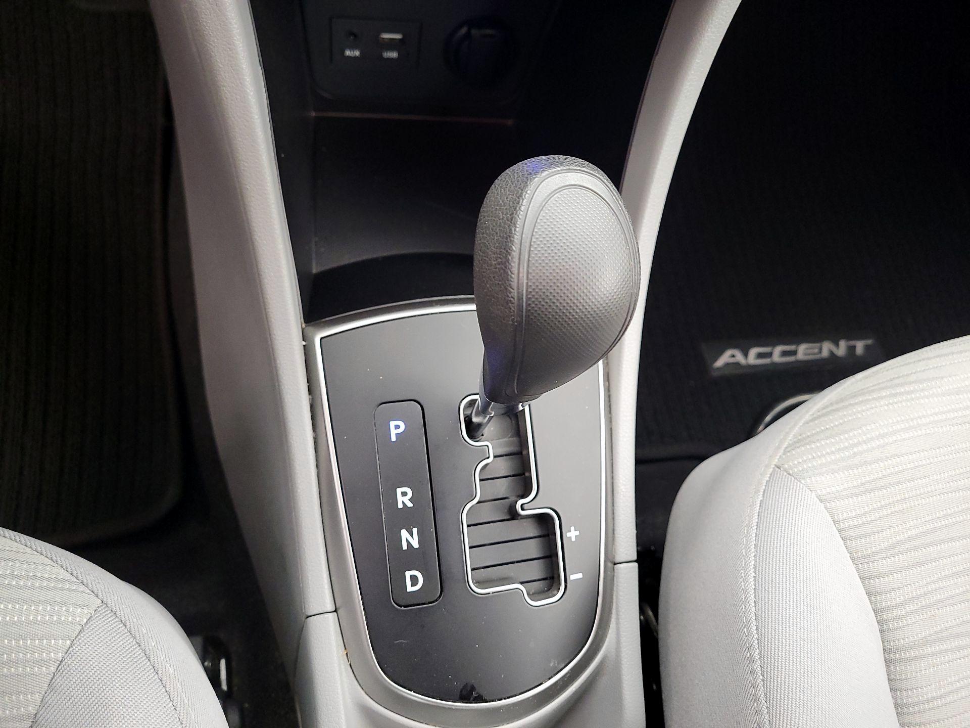 Thumbnail: 2017 Hyundai Accent - 15