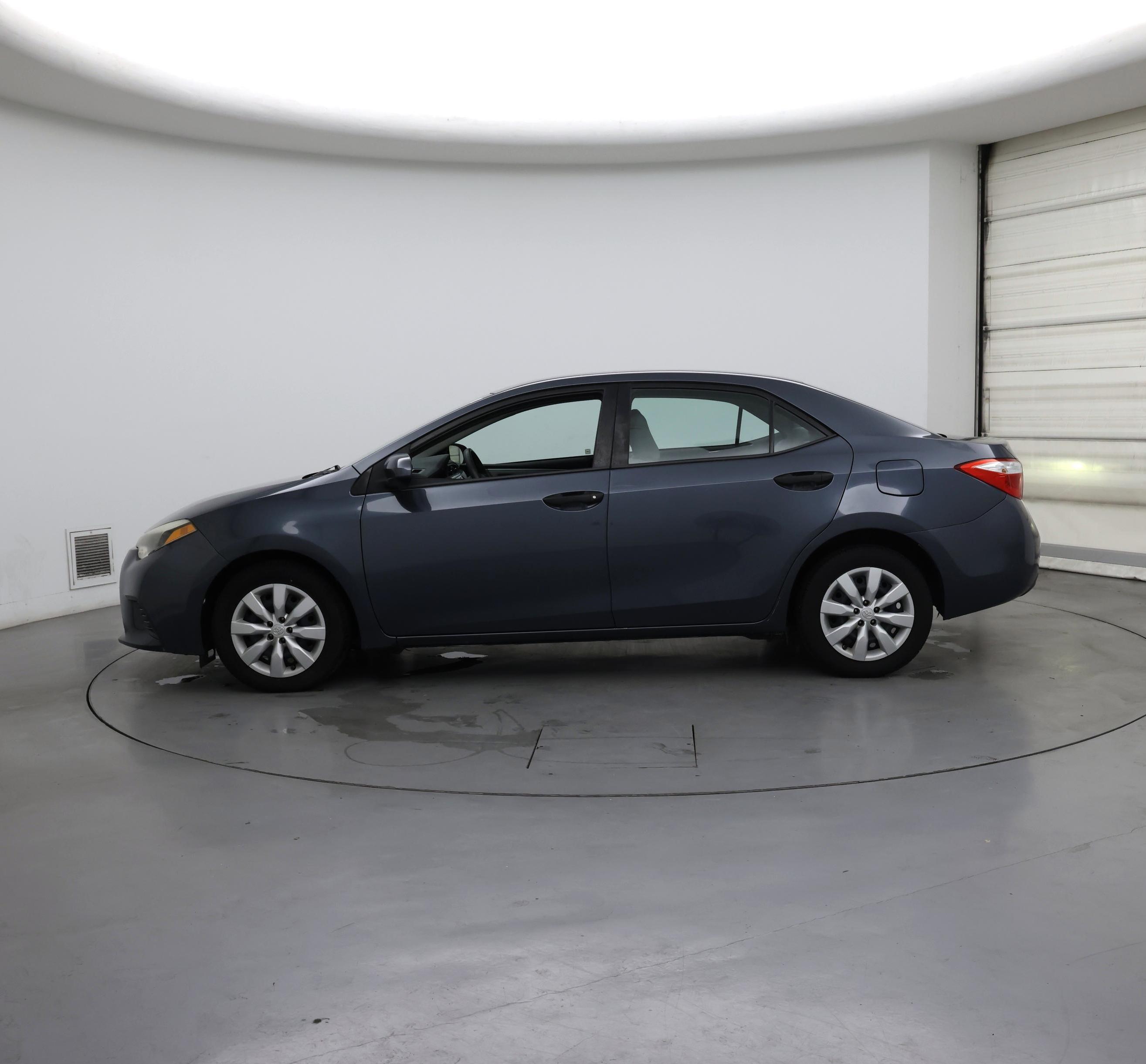 Thumbnail: 2015 Toyota Corolla - 3
