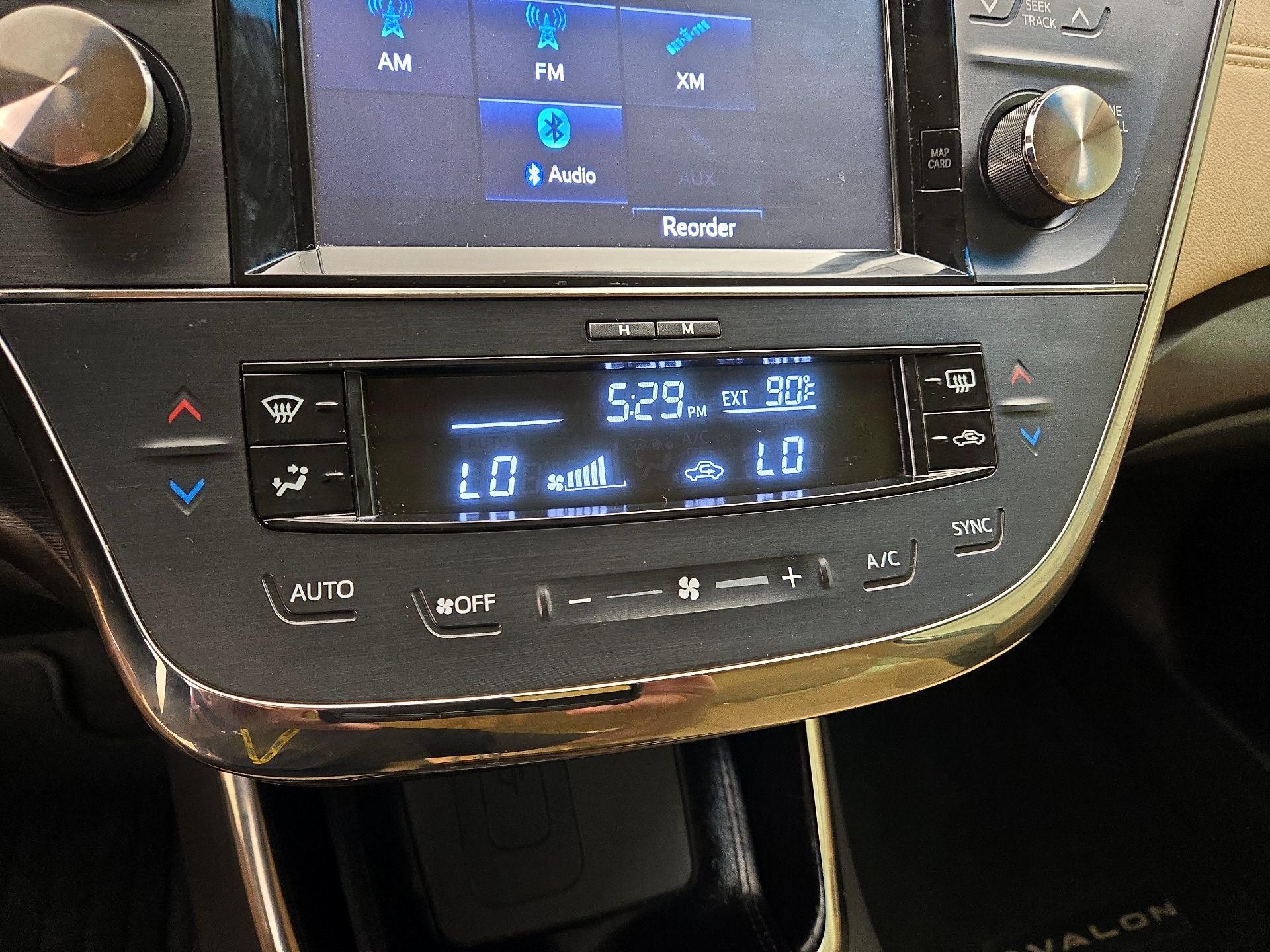 Thumbnail: 2018 Toyota Avalon - 16