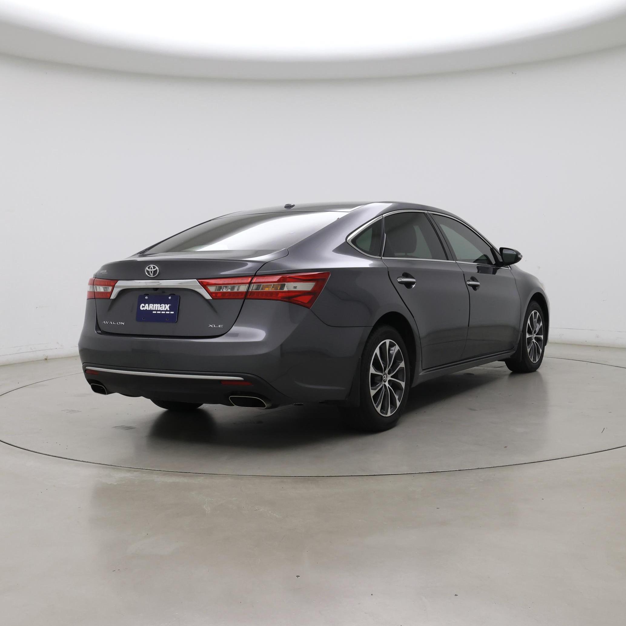 Thumbnail: 2018 Toyota Avalon - 8