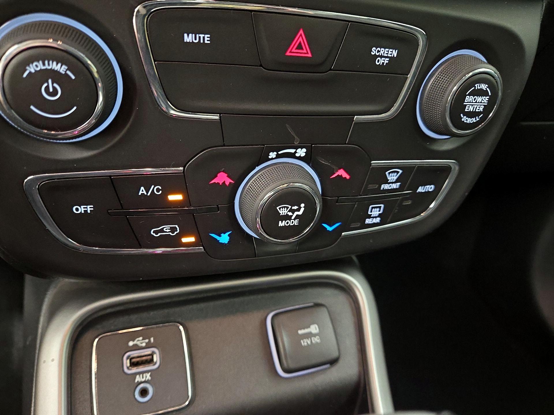 Thumbnail: 2019 Jeep Compass - 16