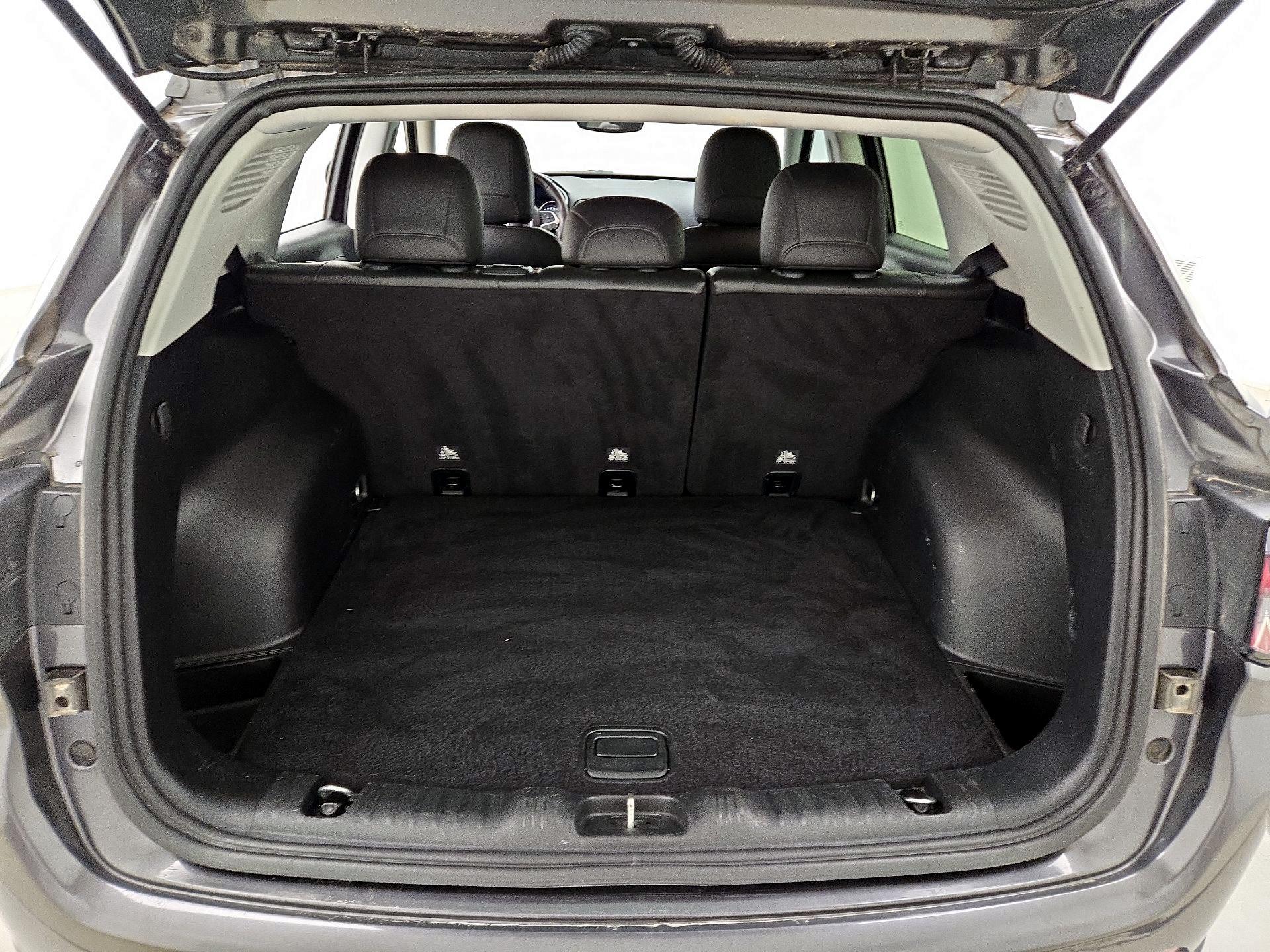 Thumbnail: 2019 Jeep Compass - 20