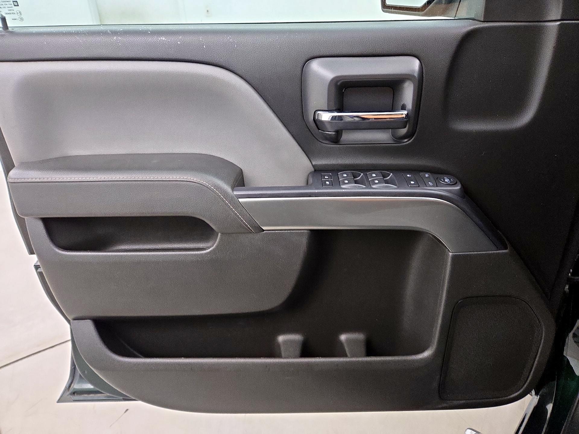 Thumbnail: 2015 Chevrolet Silverado 1500 - 12