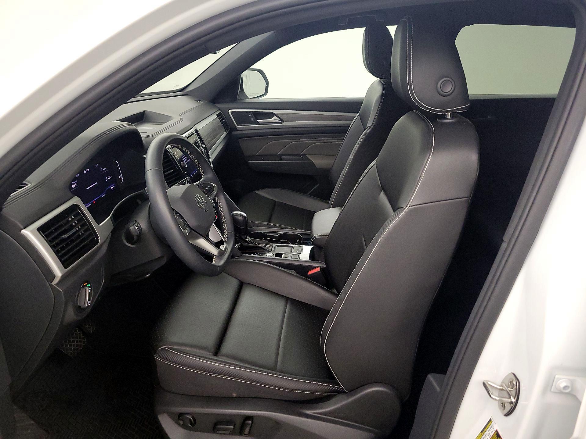 Thumbnail: 2023 Volkswagen Atlas - 9