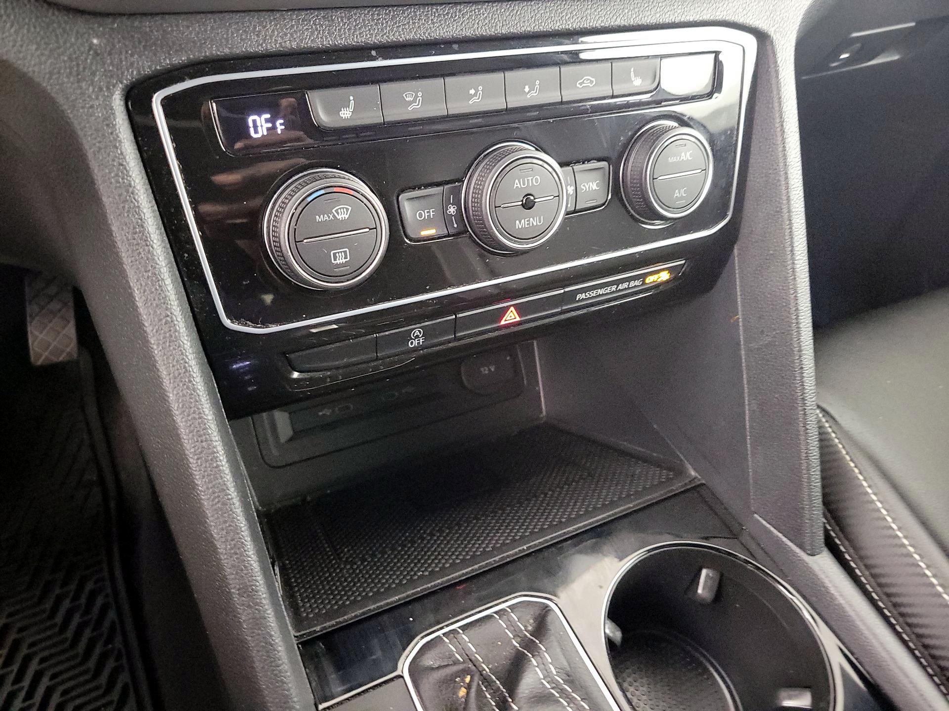 Thumbnail: 2023 Volkswagen Atlas - 14