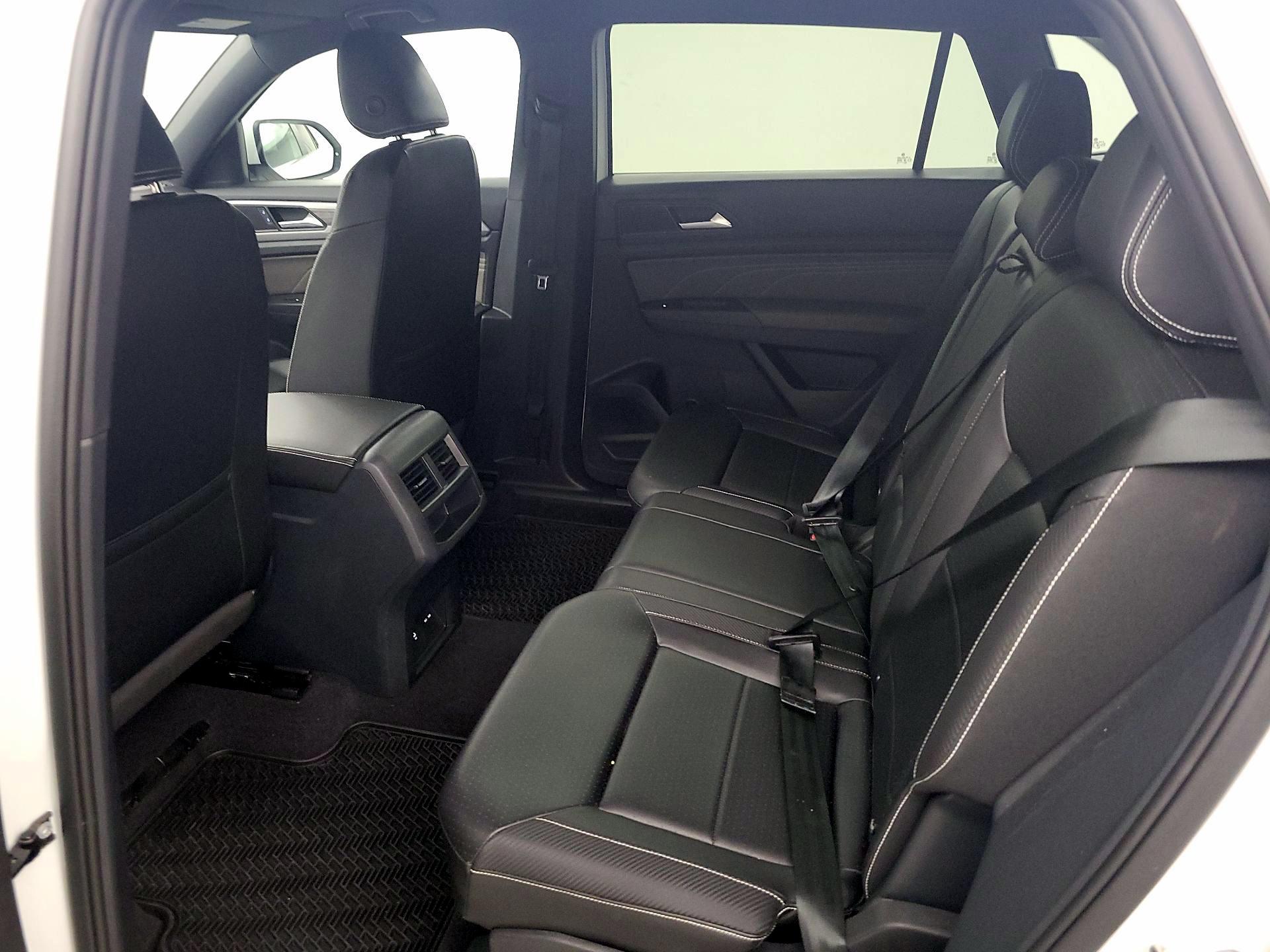 Thumbnail: 2023 Volkswagen Atlas - 17