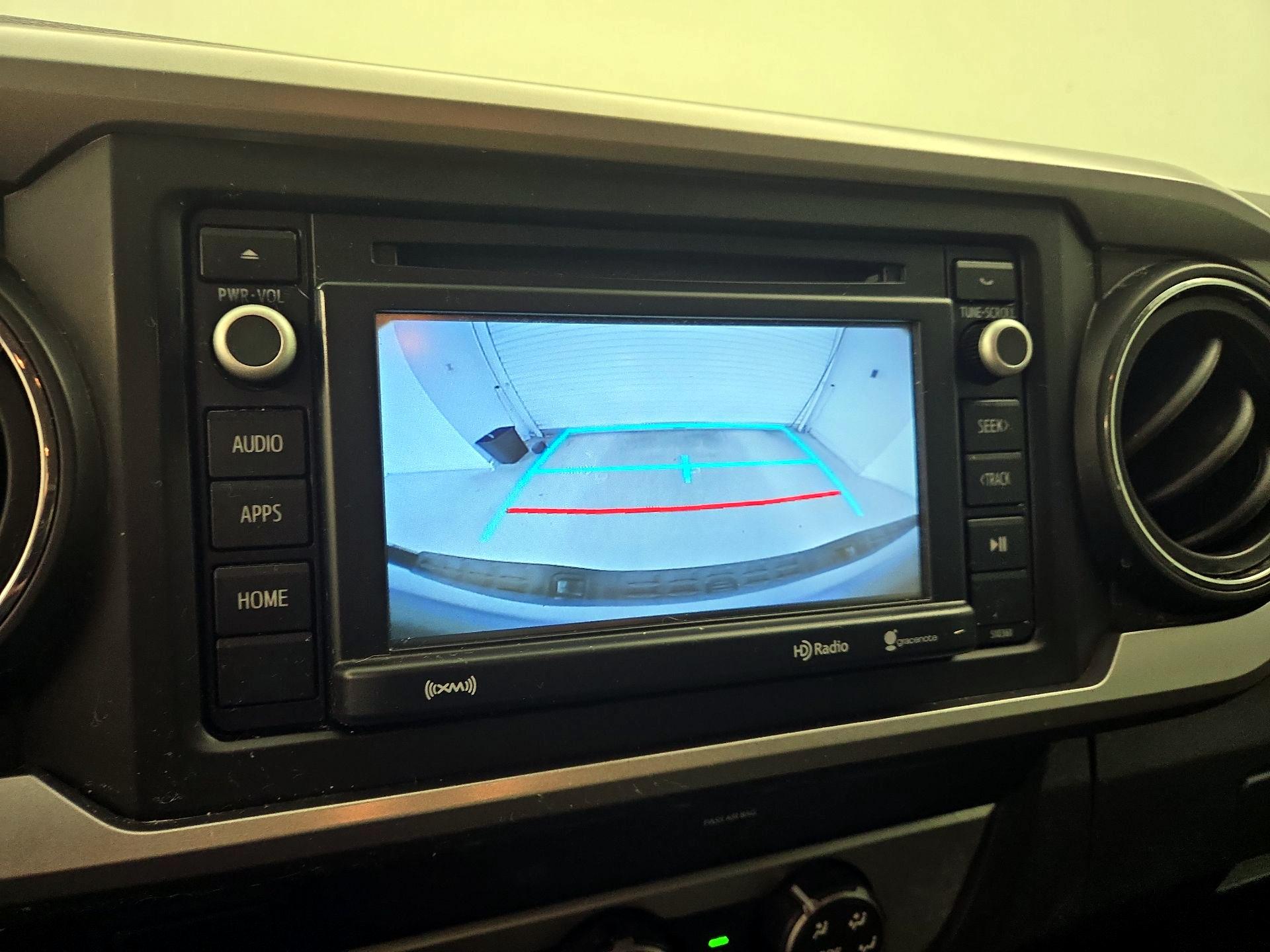 Thumbnail: 2019 Toyota Tacoma - 14