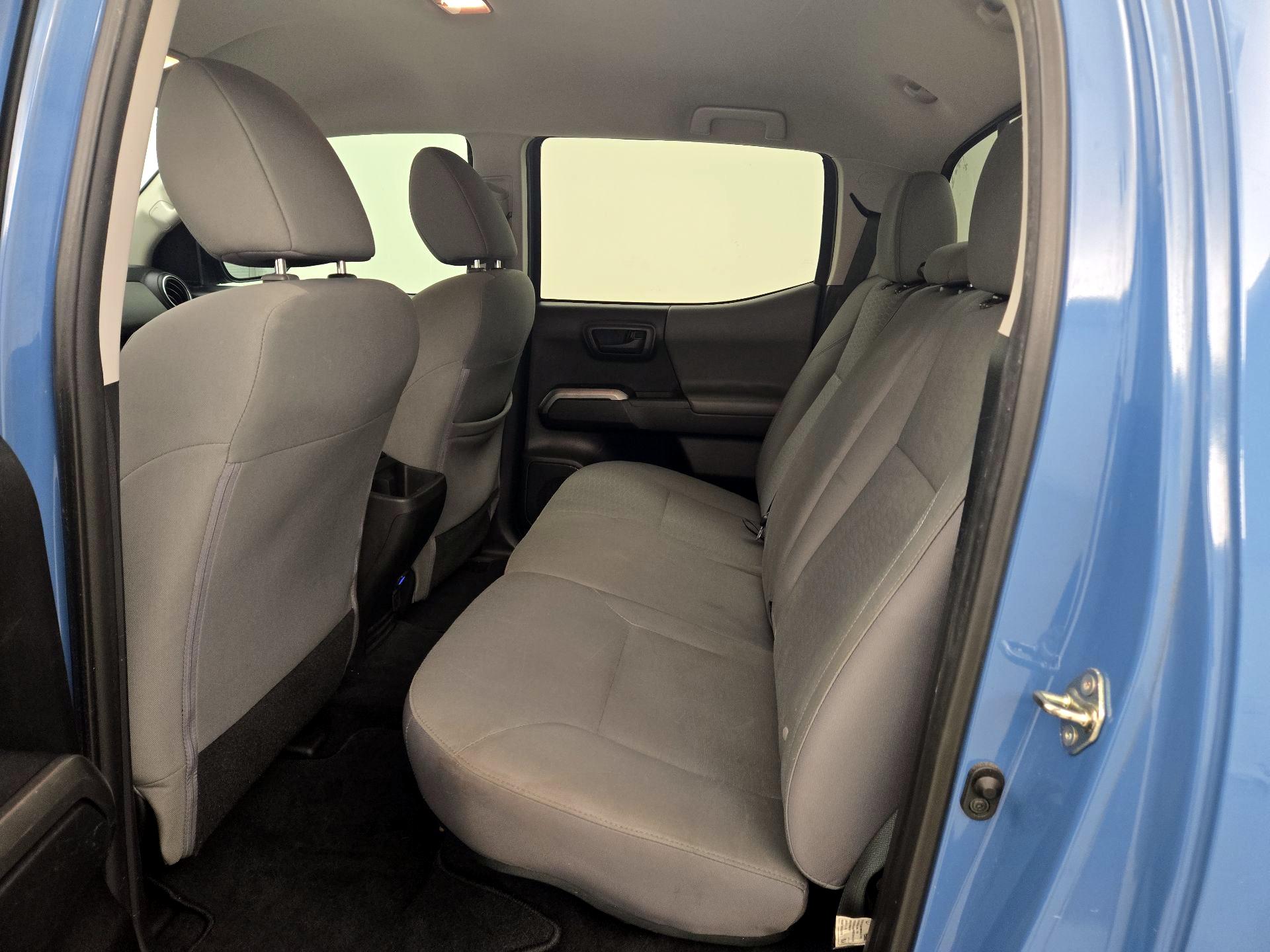 Thumbnail: 2019 Toyota Tacoma - 19