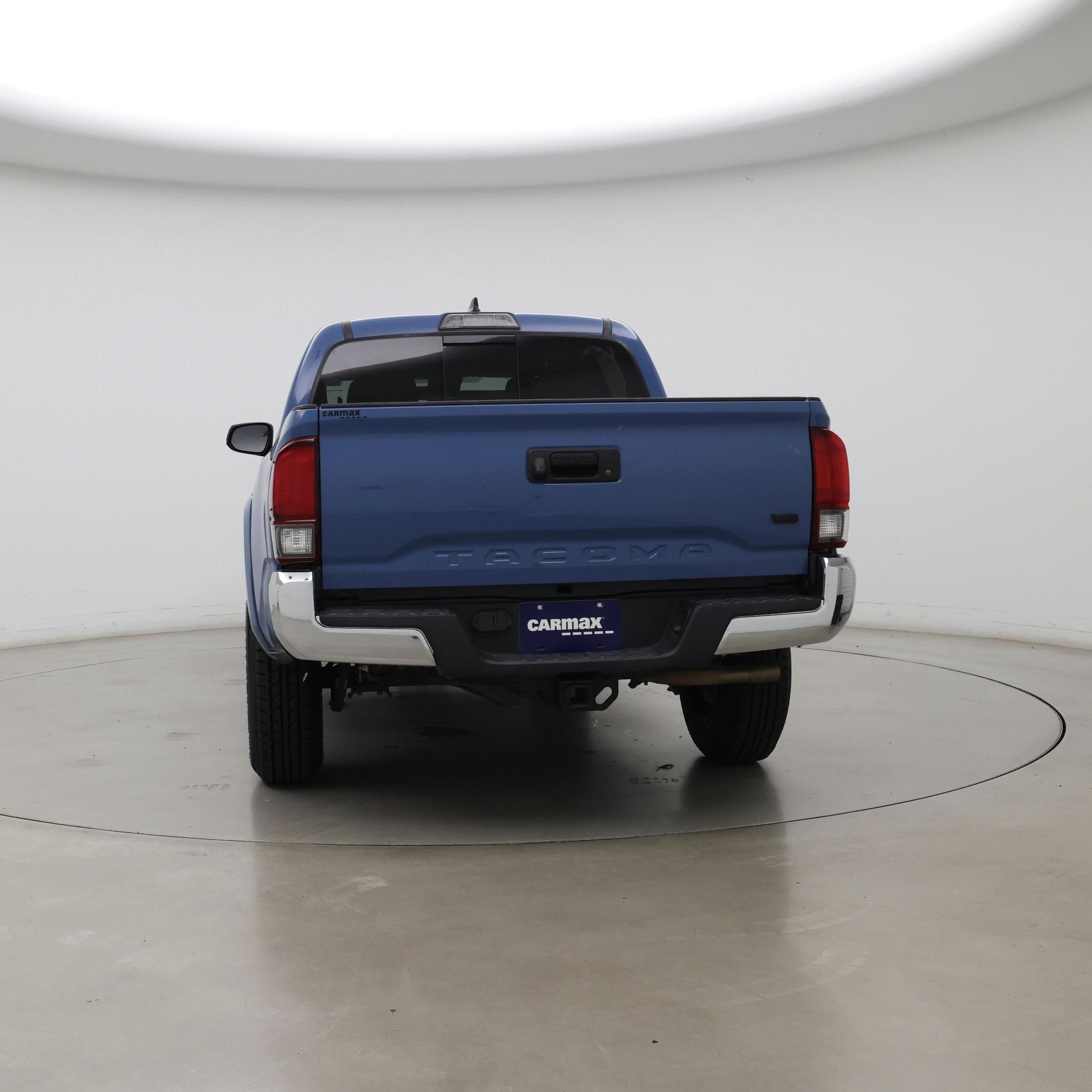 Thumbnail: 2019 Toyota Tacoma - 6