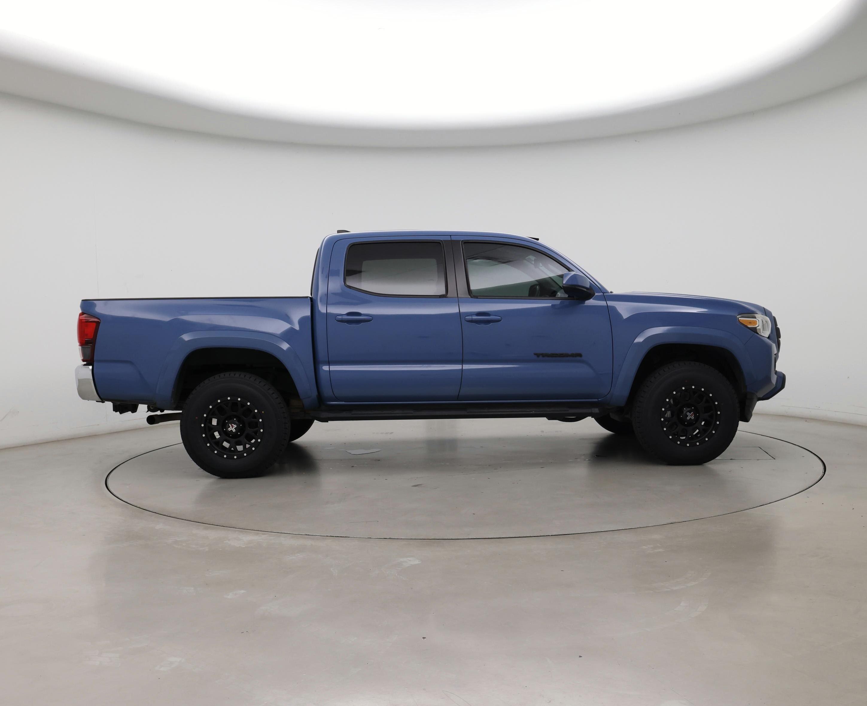 Thumbnail: 2019 Toyota Tacoma - 7