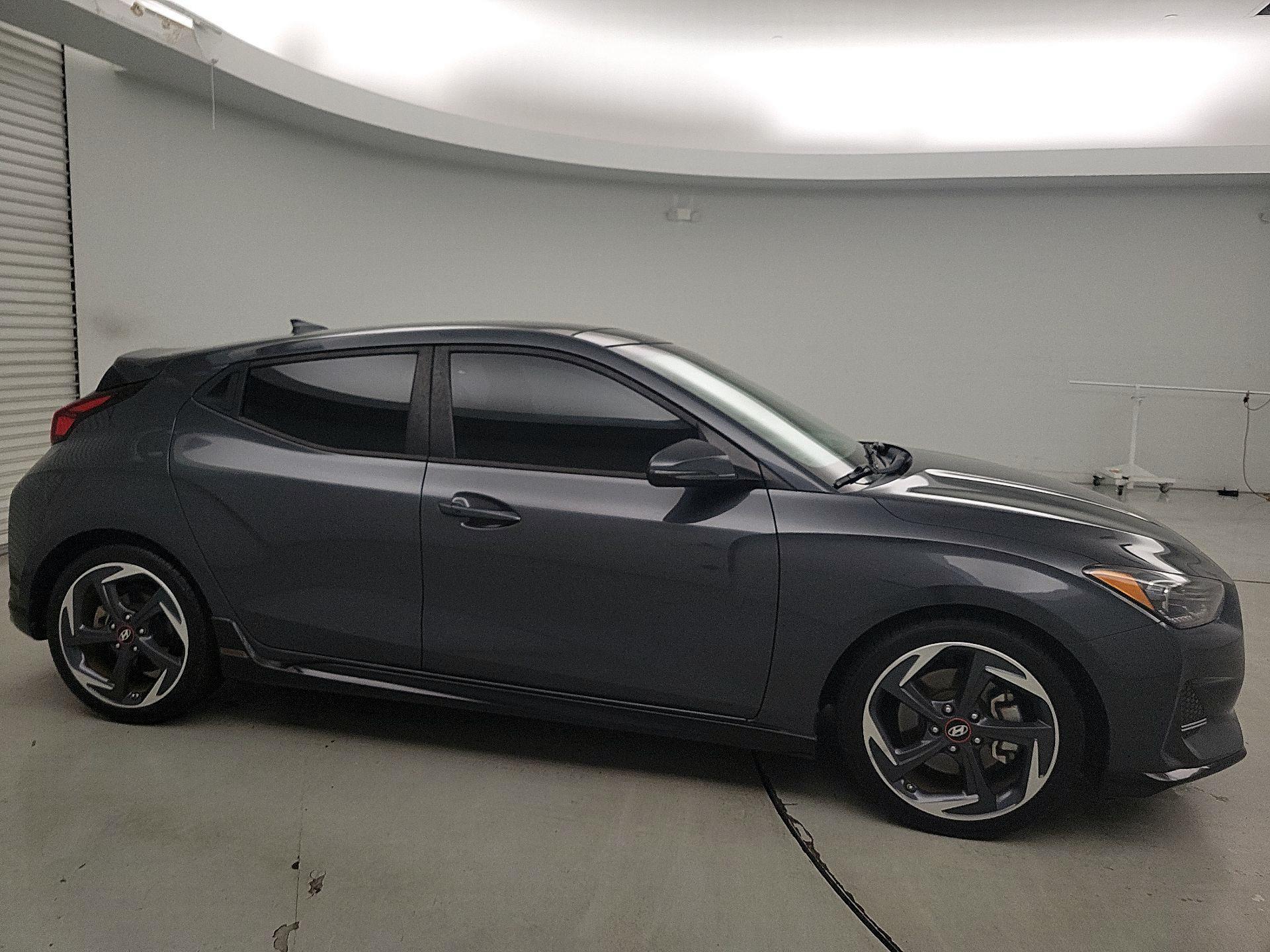 Thumbnail: 2020 Hyundai Veloster - 4