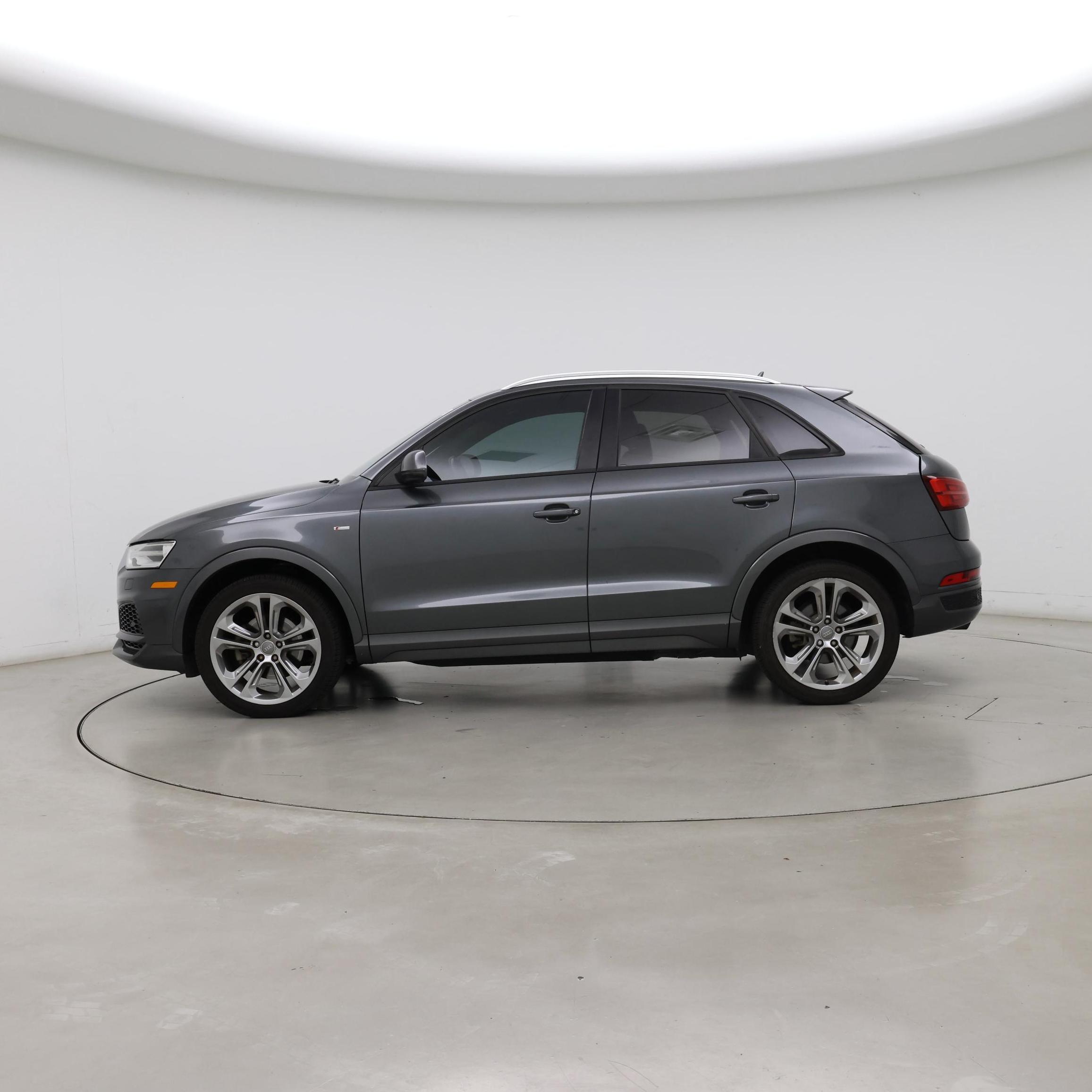 Thumbnail: 2018 Audi Q3 - 3