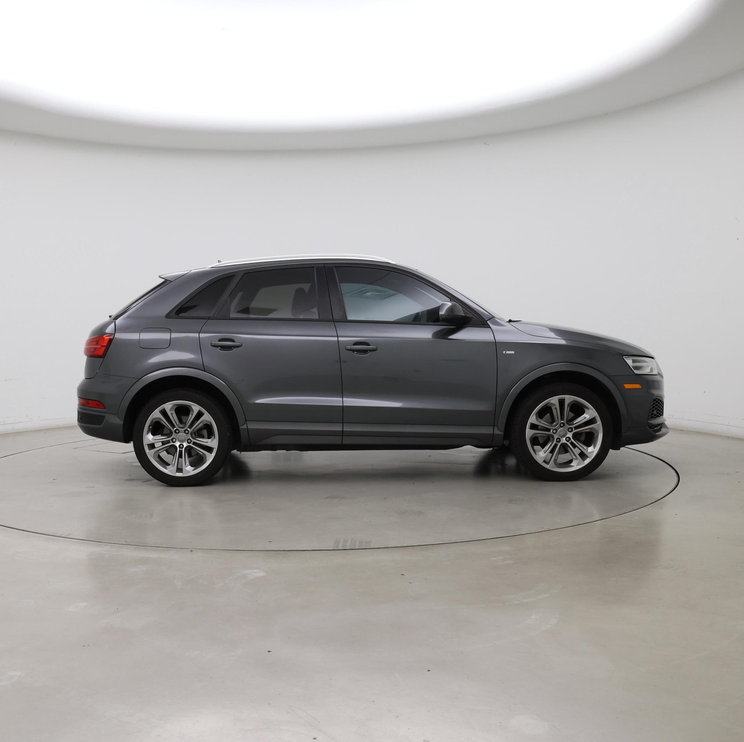 Thumbnail: 2018 Audi Q3 - 7