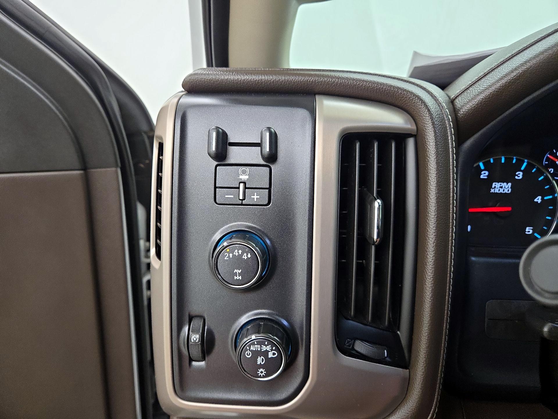 Thumbnail: 2019 GMC Sierra 2500 - 13
