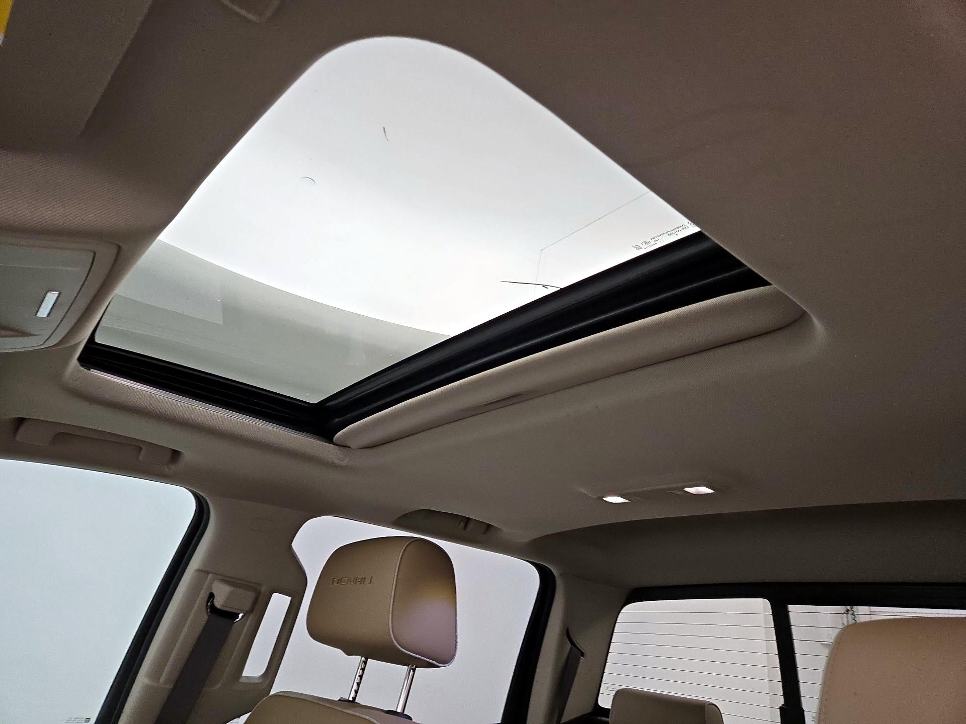 Thumbnail: 2019 GMC Sierra 2500 - 19