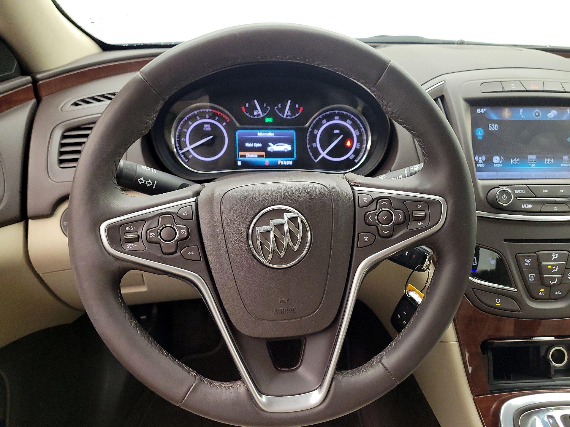 Thumbnail: 2016 Buick Regal - 10
