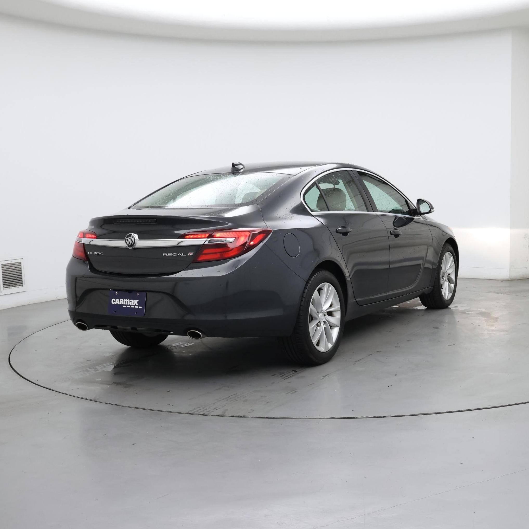 Thumbnail: 2016 Buick Regal - 8