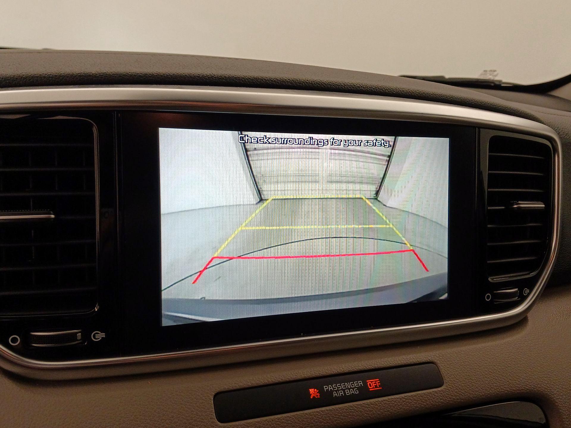 Thumbnail: 2021 Kia Sportage - 14