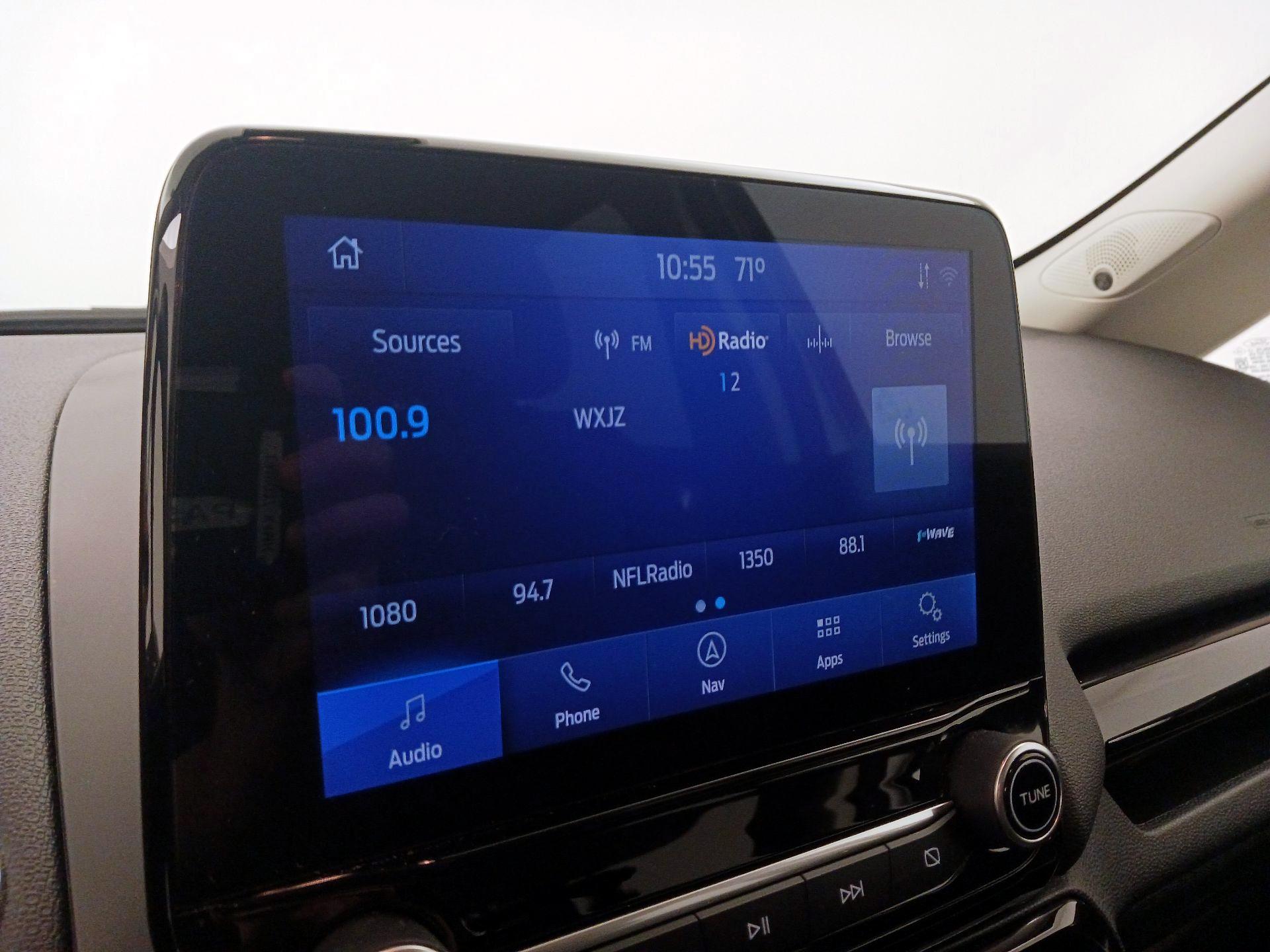 Thumbnail: 2021 Ford EcoSport - 16