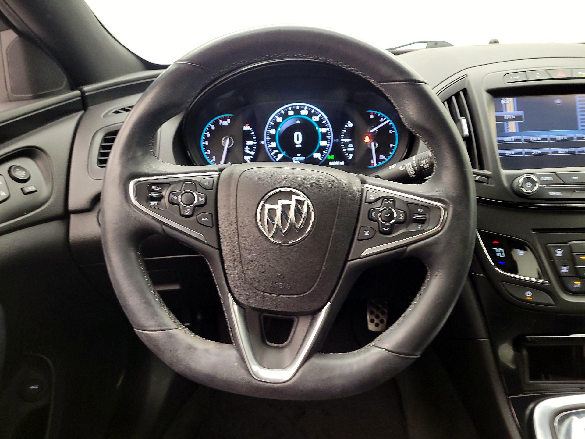 Thumbnail: 2015 Buick Regal - 10