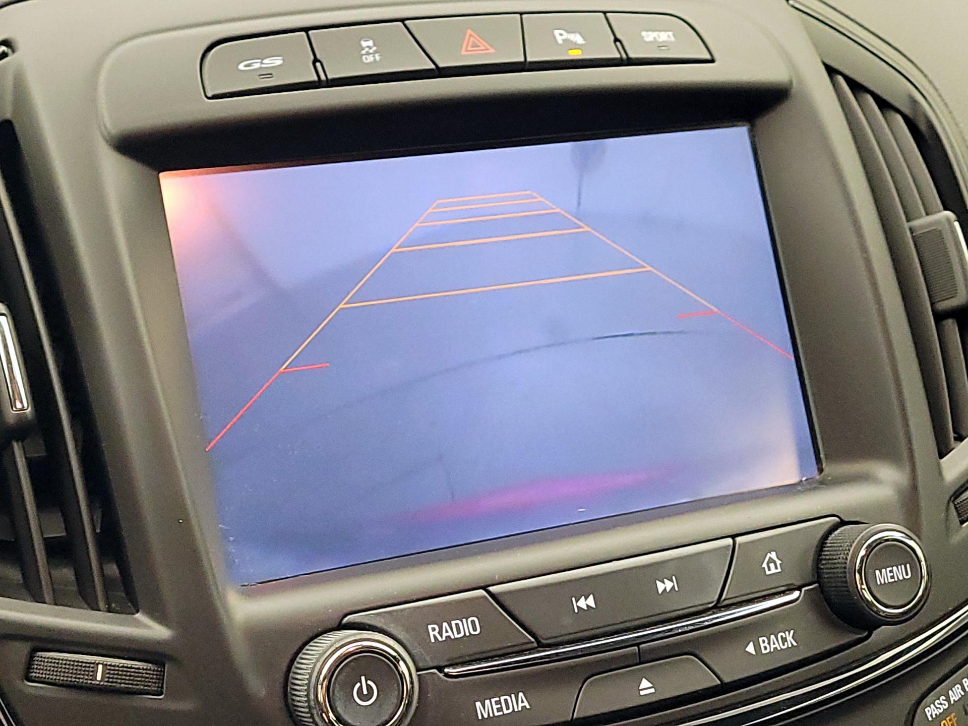 Thumbnail: 2015 Buick Regal - 14