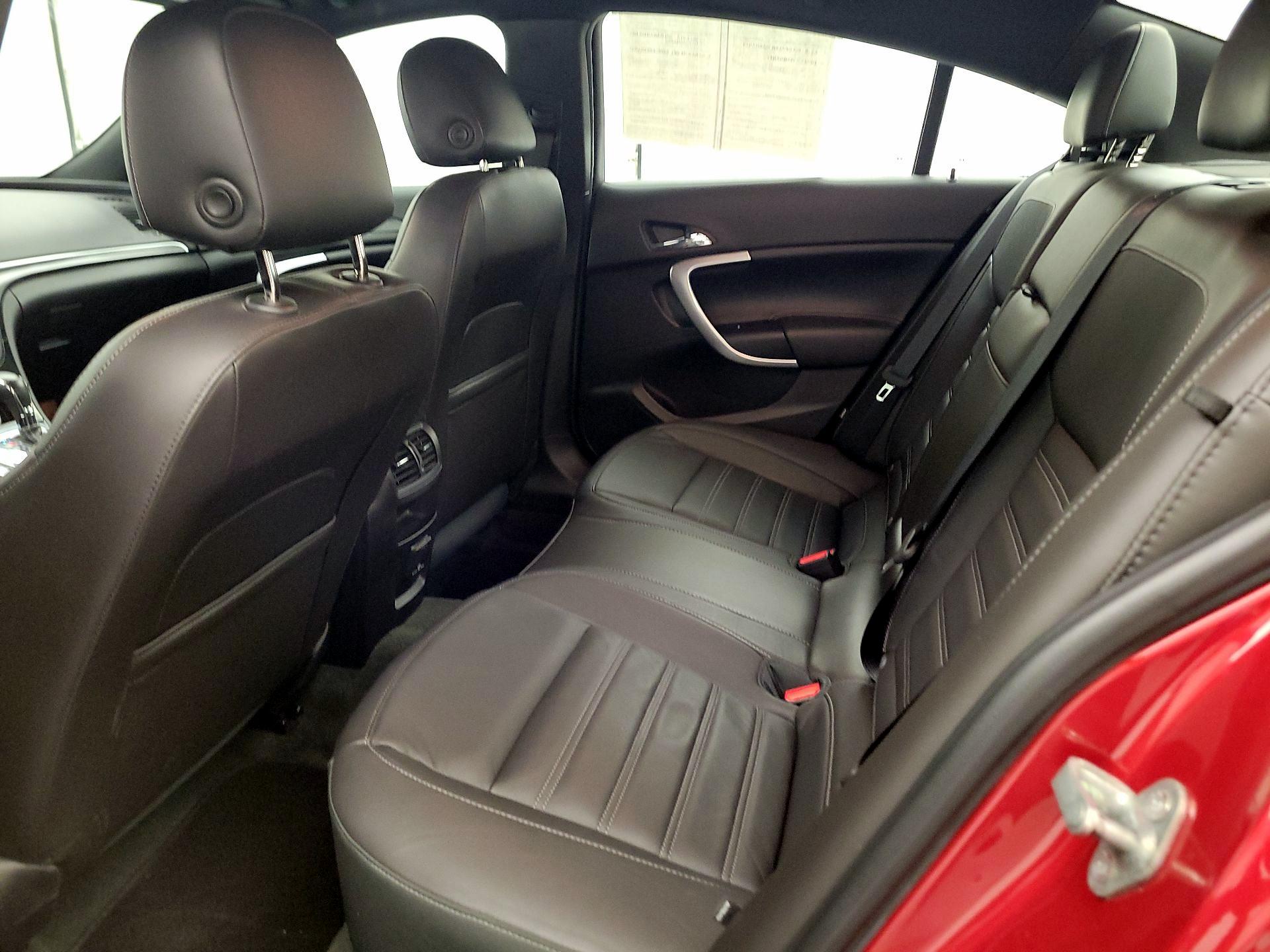 Thumbnail: 2015 Buick Regal - 19