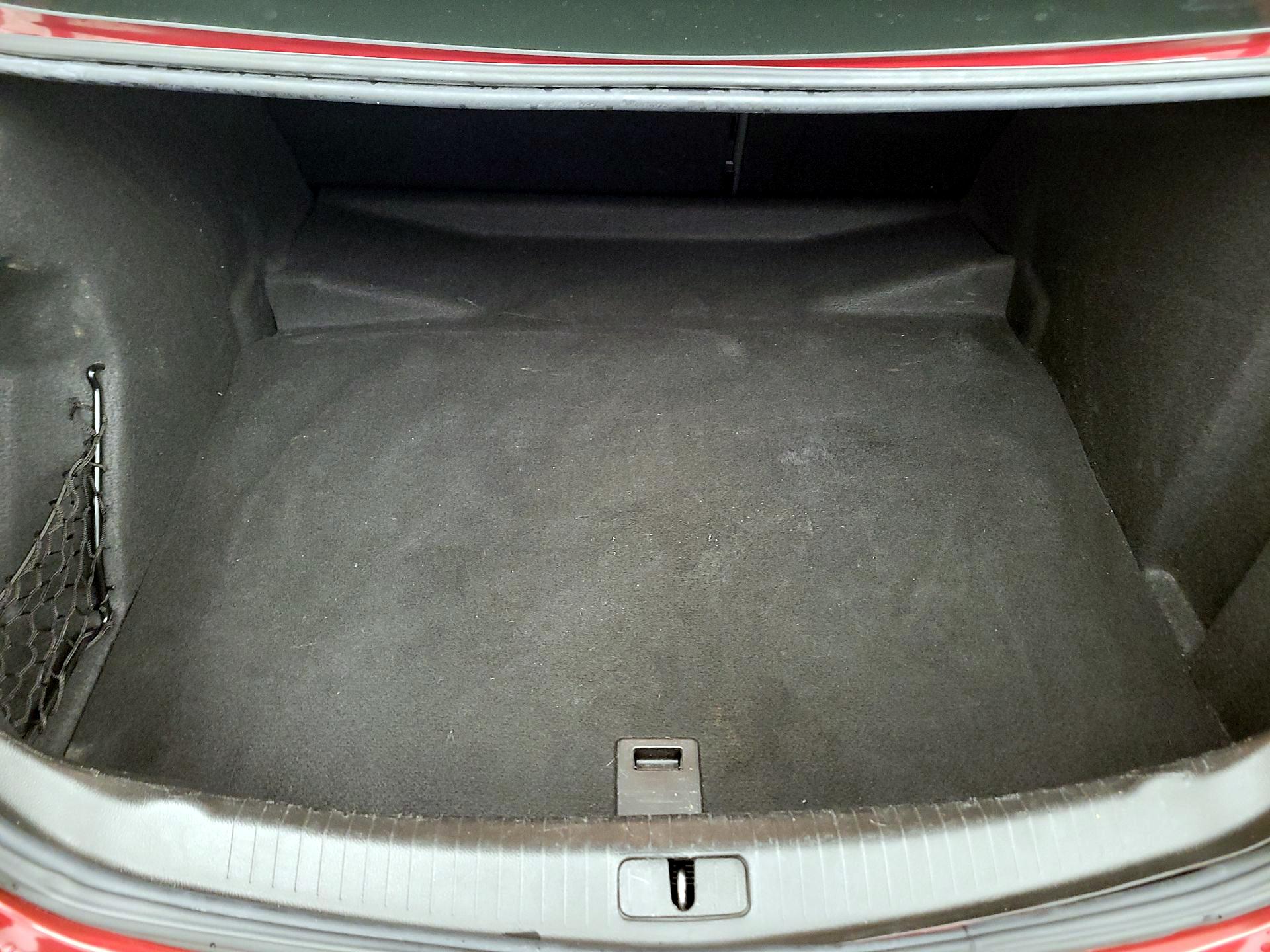 Thumbnail: 2015 Buick Regal - 20