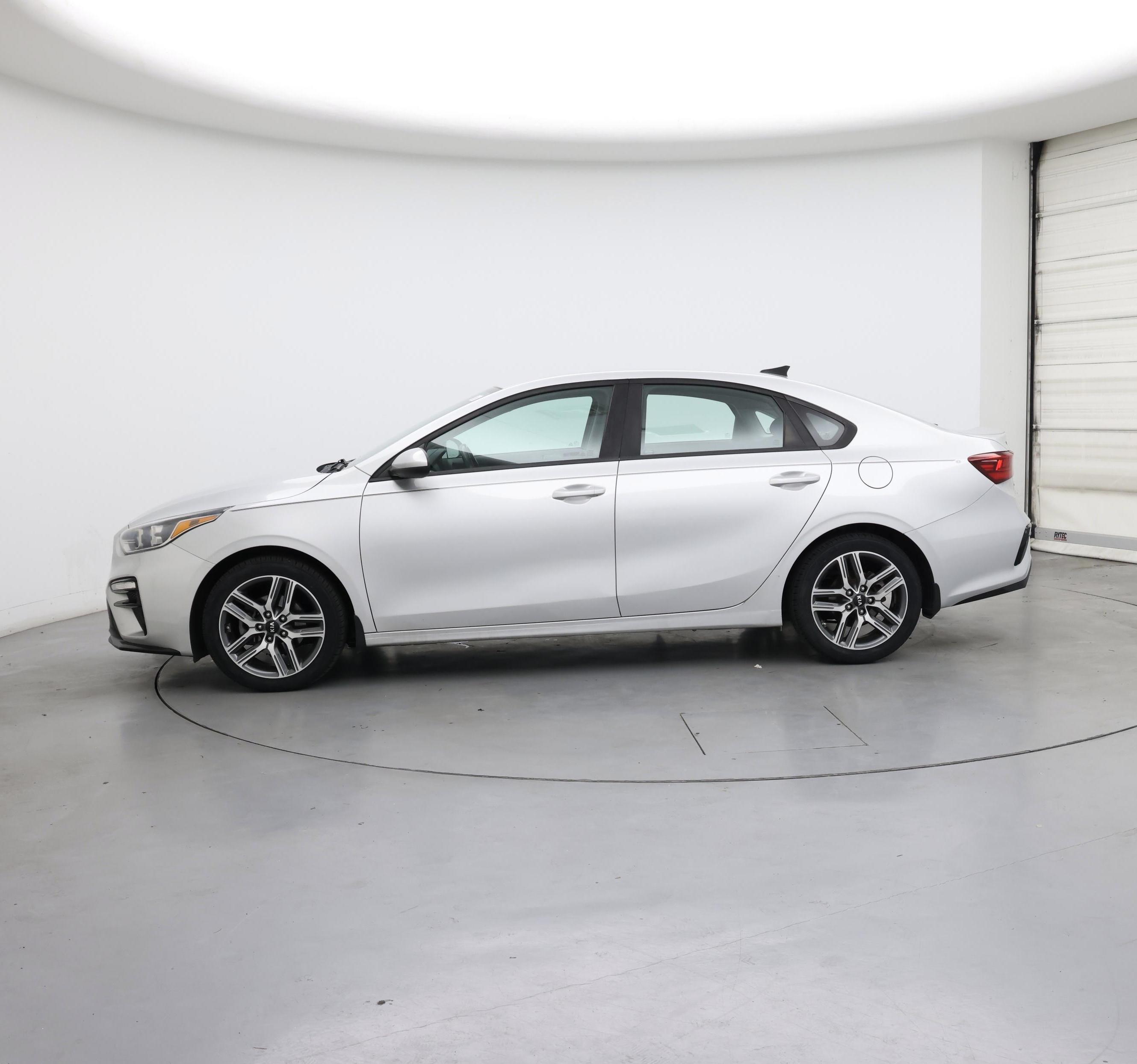 Thumbnail: 2019 Kia Forte - 3