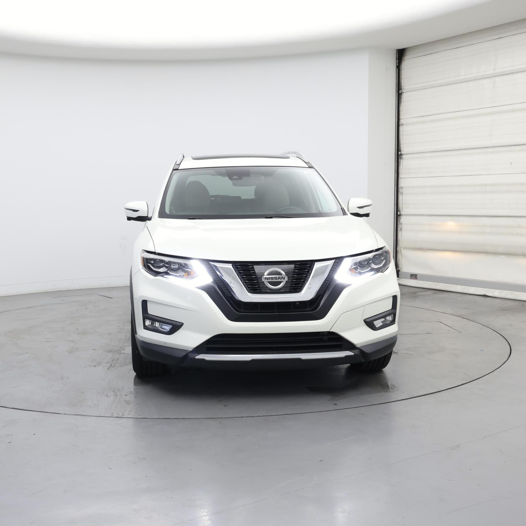 Thumbnail: 2017 Nissan Rogue - 5