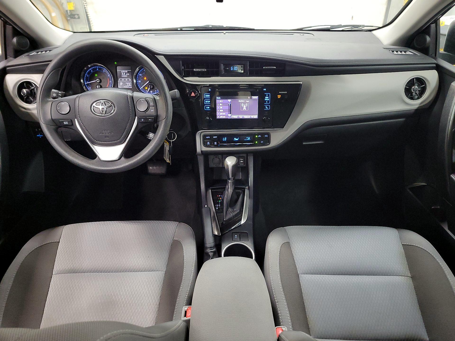 Thumbnail: 2017 Toyota Corolla - 9