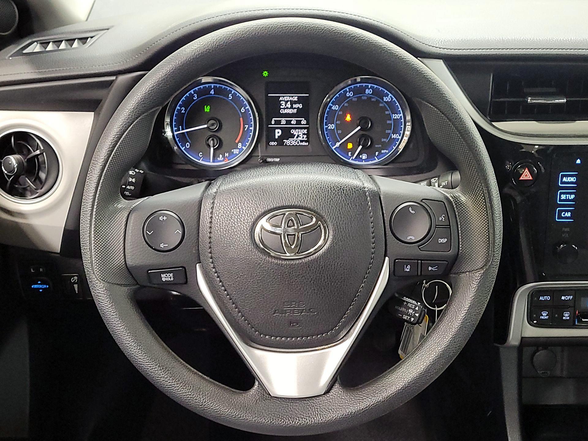 Thumbnail: 2017 Toyota Corolla - 10