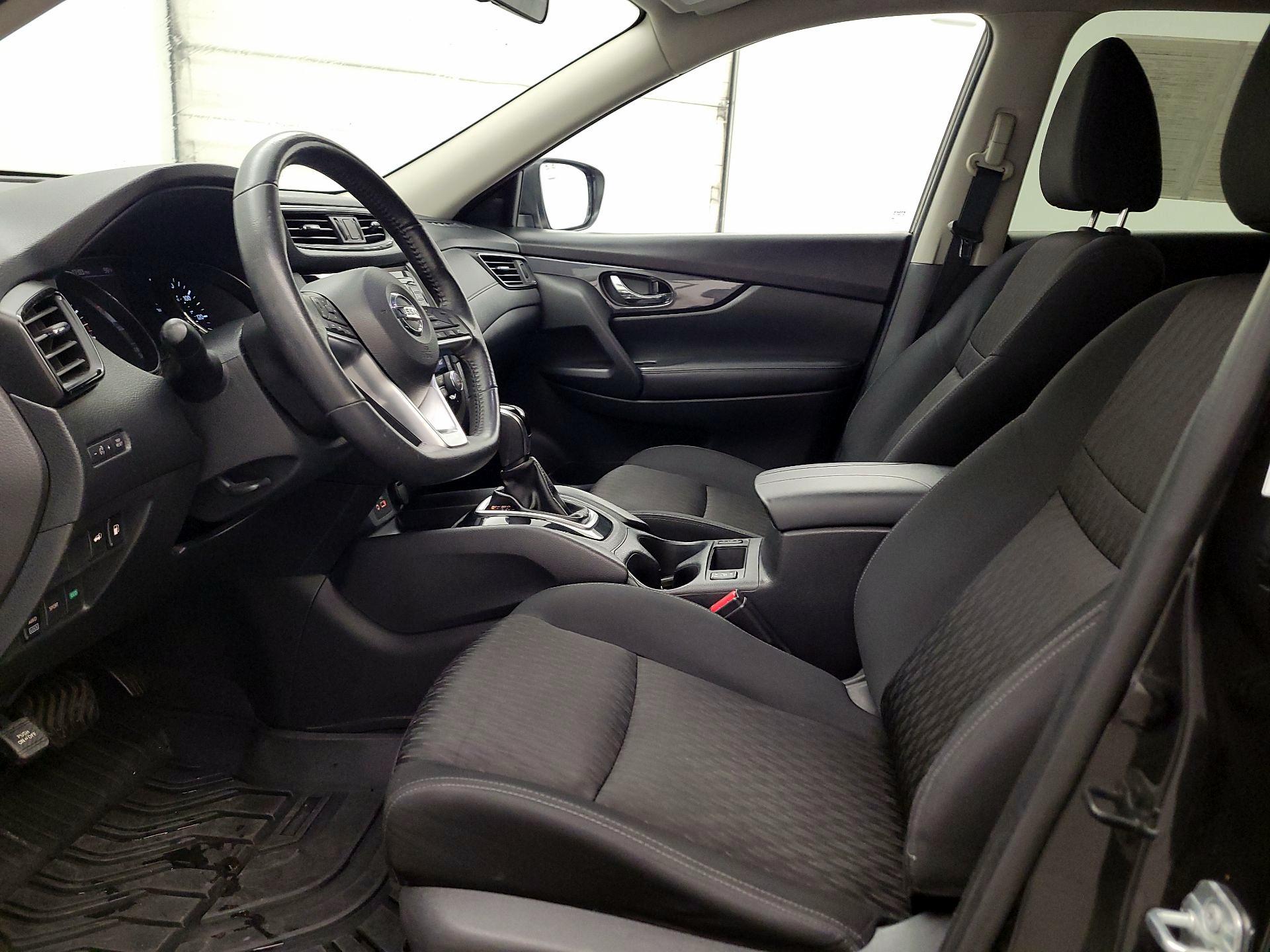 Thumbnail: 2018 Nissan Rogue - 11