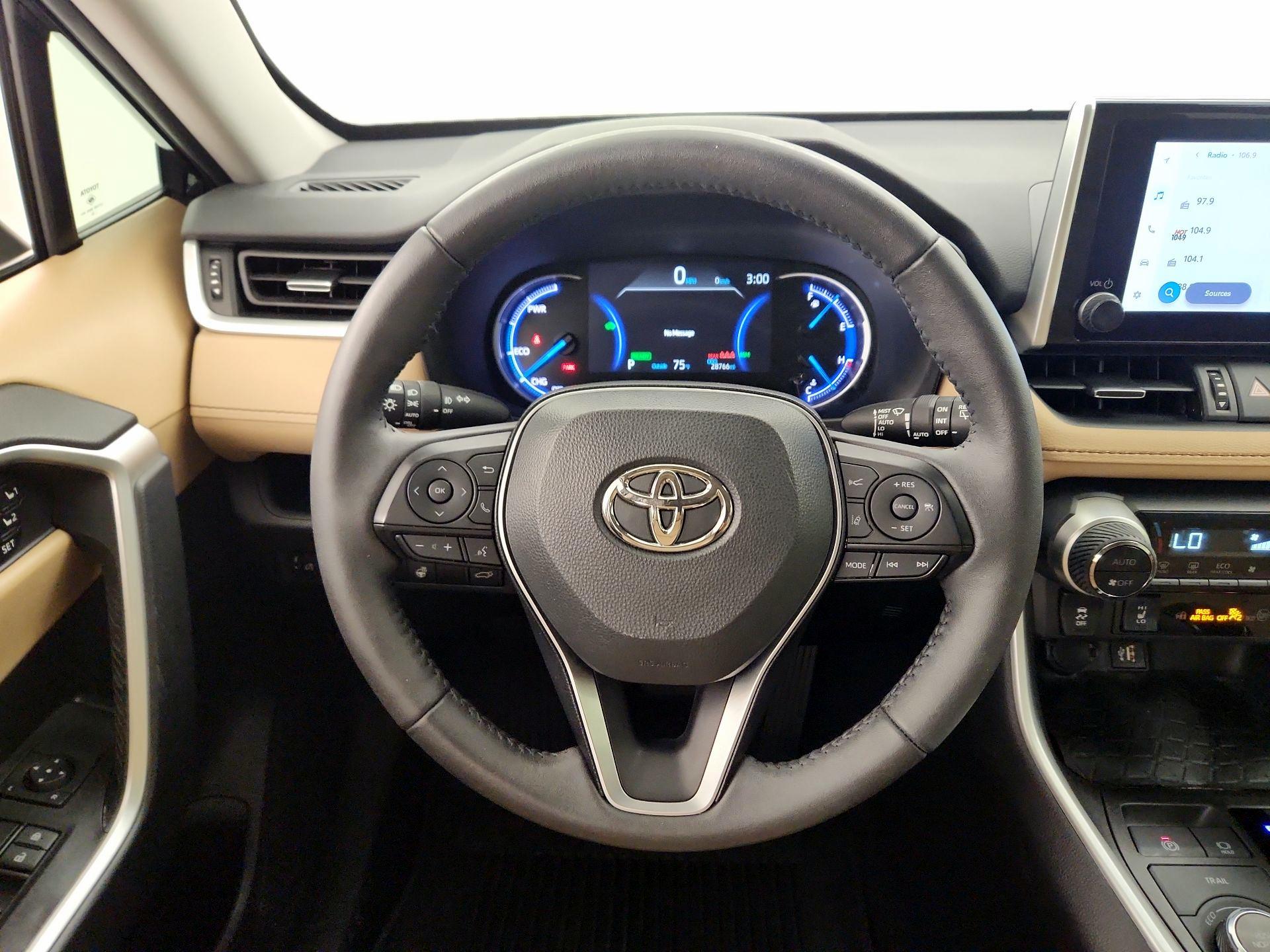 Thumbnail: 2024 Toyota RAV4 - 10