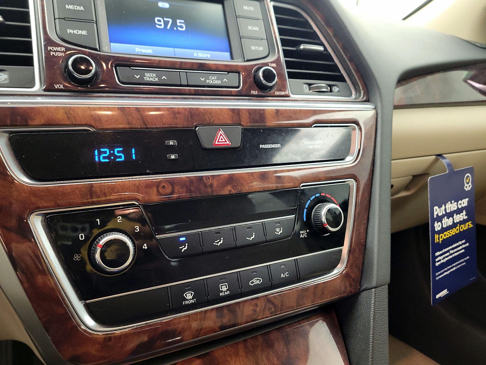 Thumbnail: 2015 Hyundai Sonata - 14