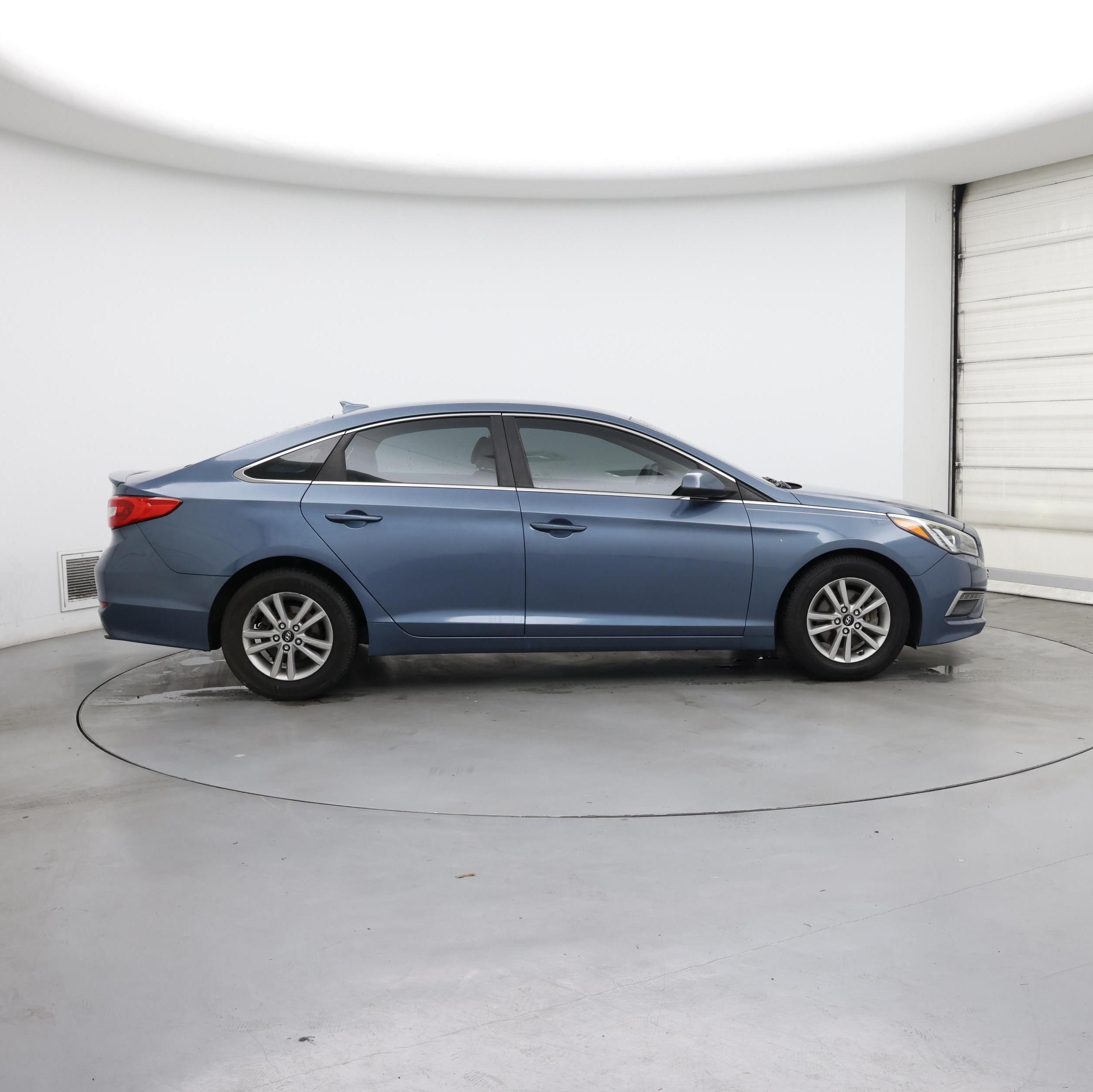 Thumbnail: 2015 Hyundai Sonata - 7