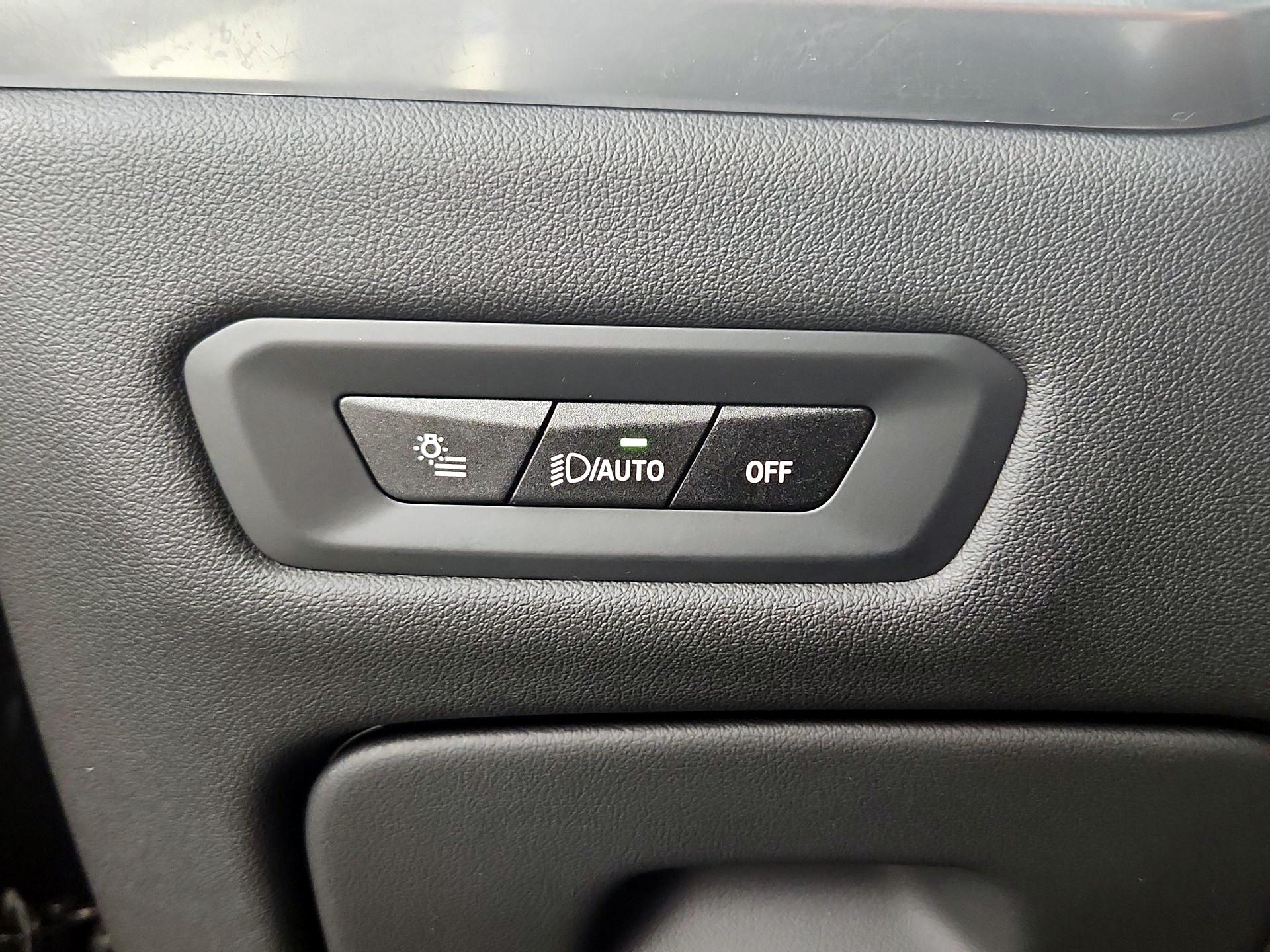 Thumbnail: 2025 BMW X5 - 13