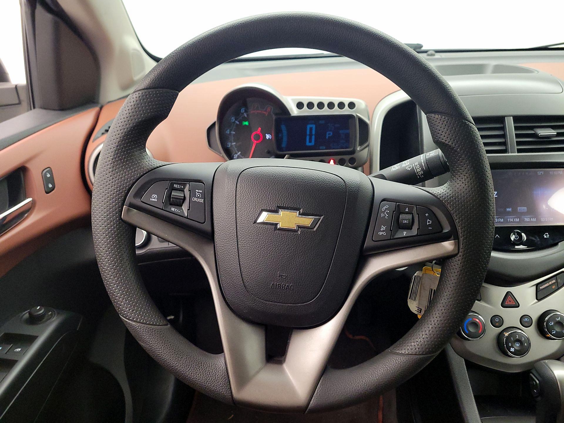 Thumbnail: 2015 Chevrolet Sonic - 10