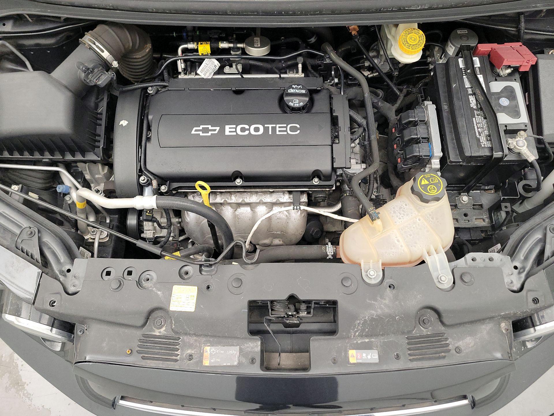 Thumbnail: 2015 Chevrolet Sonic - 19